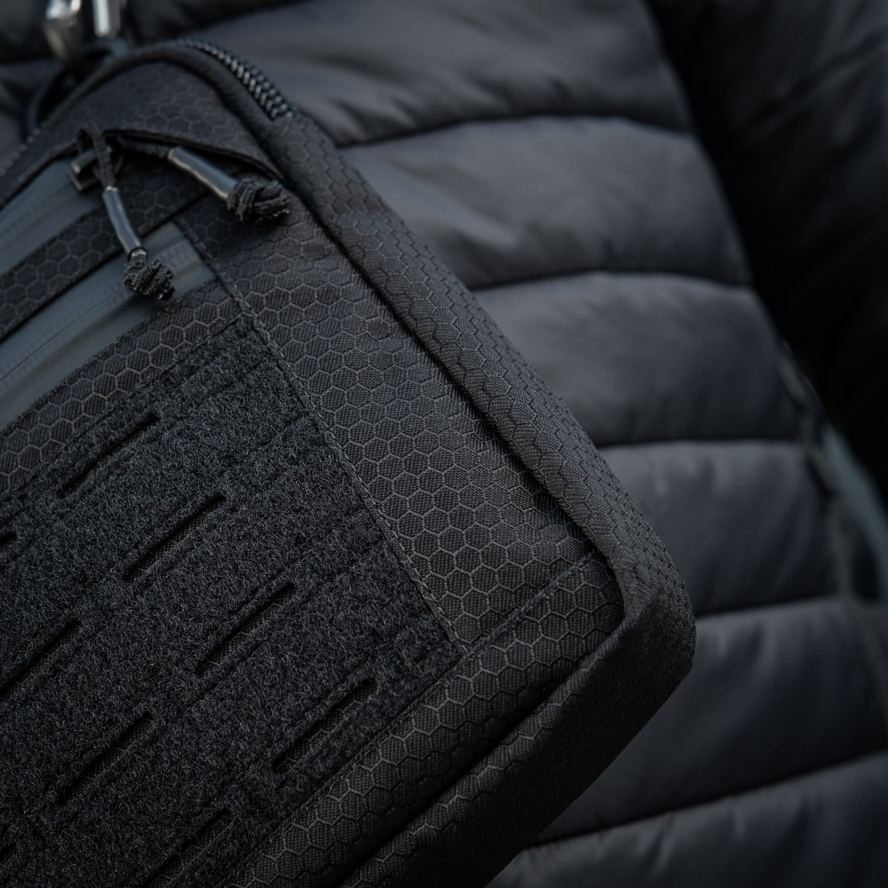 M-Tac сумка Admin Bag Medium Elite с липучкой Hex Black — 33