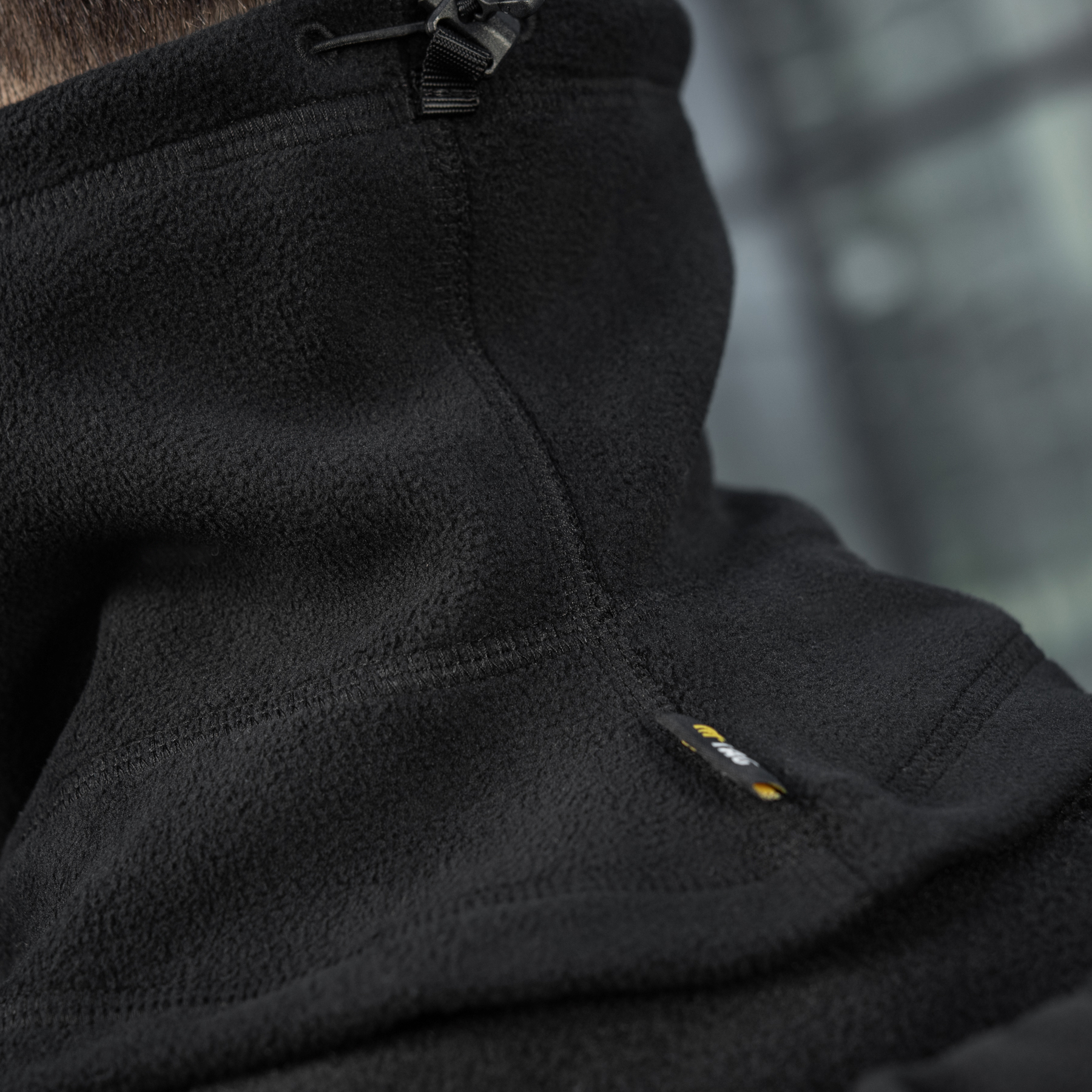 M-Tac шарф-труба анатомический с затяжкой Elite флис (320г/м2) Black — 16