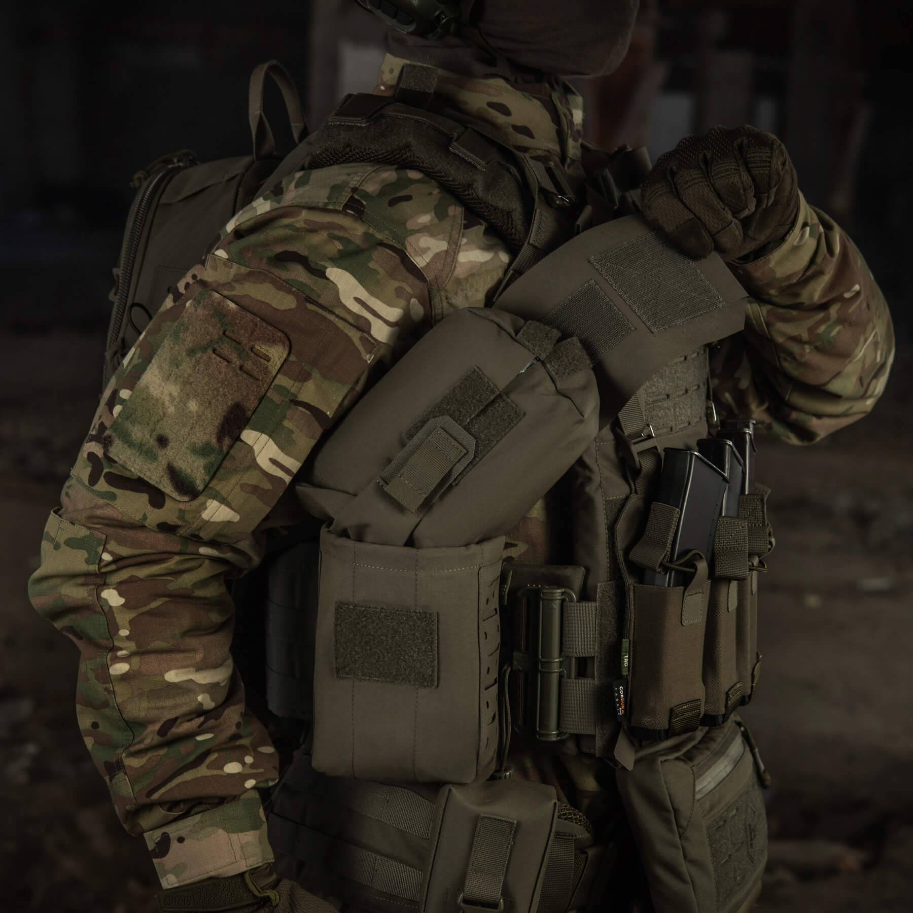 M-Tac подсумок медицинский вертикальный Large Gen.II Elite Ranger Green — 22