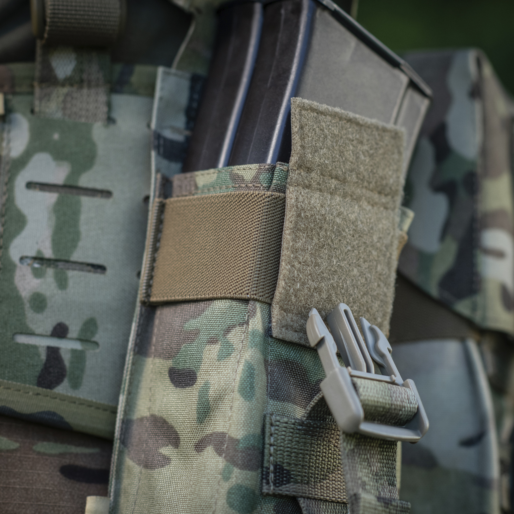 M-Tac подсумок на два магазина закрытый Fastex Multicam — 21