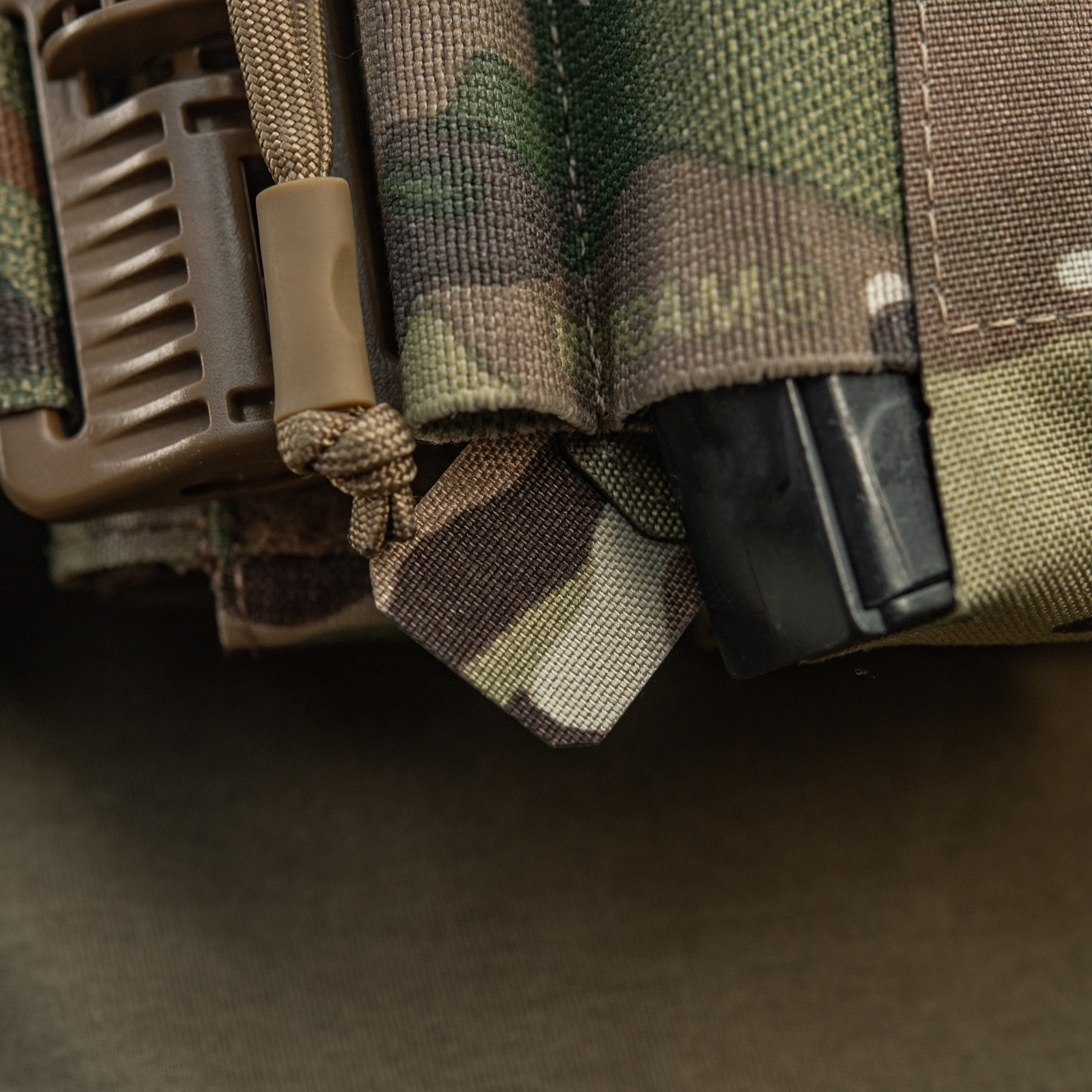 M-Tac передняя панель для плитоноски Cuirass QRS на три магазина Multicam — 16
