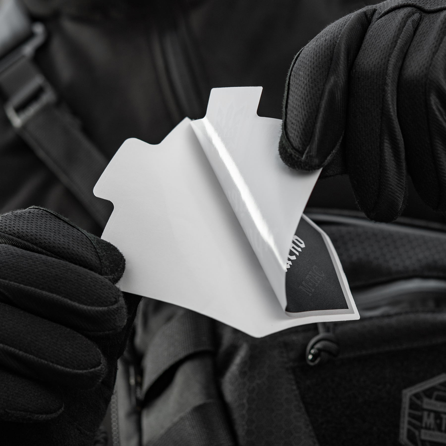 M-Tac наклейка Центр прийняття рішень Black — 9
