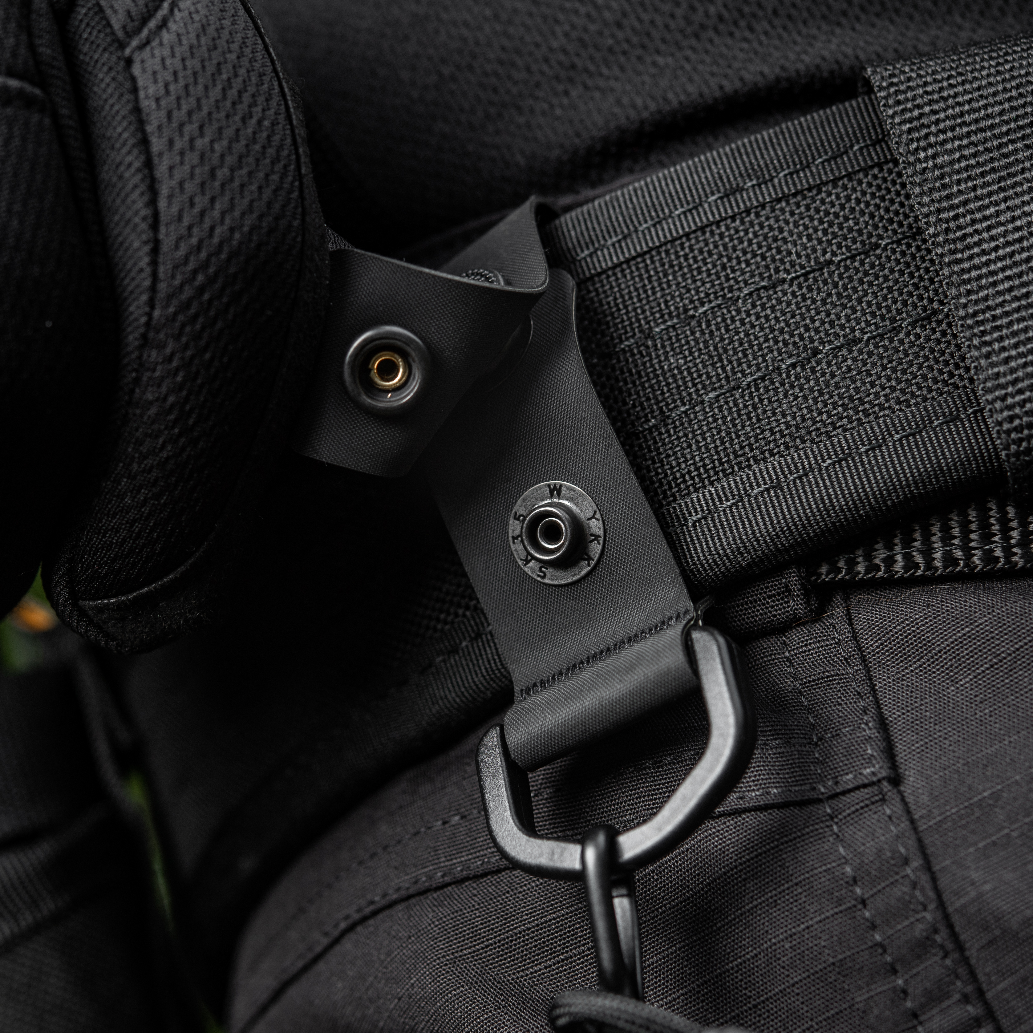 M-Tac крепления c D-кольцом на тактический ремень (2 шт) Black — 6