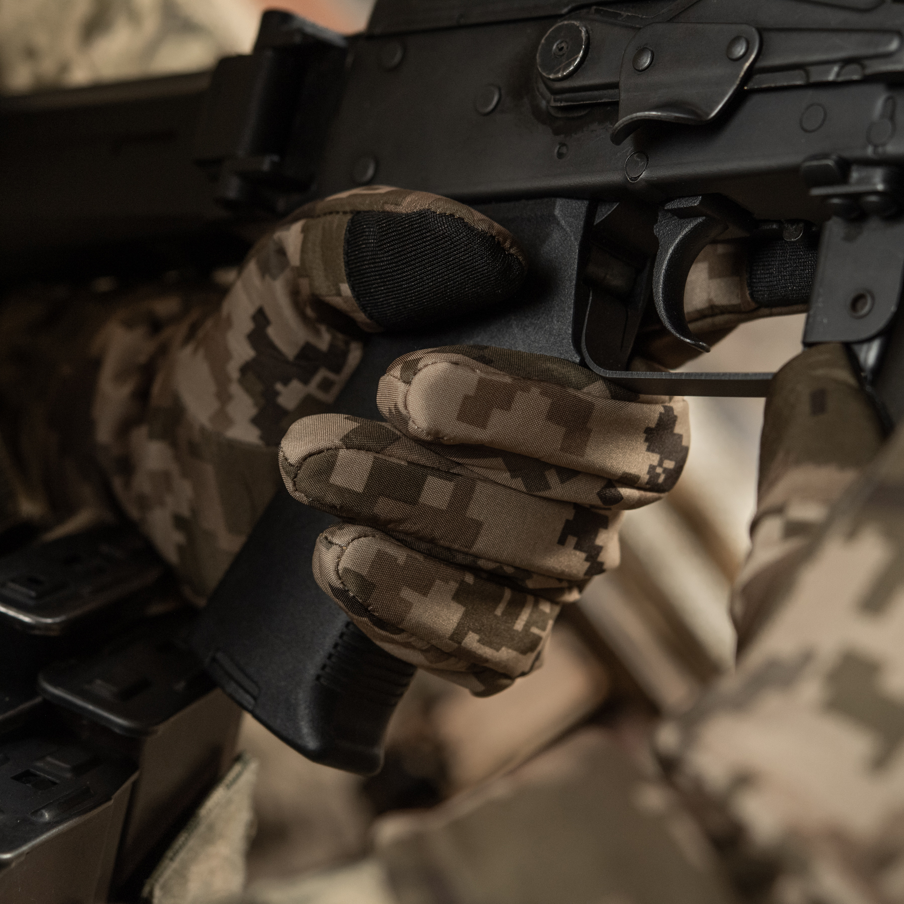 M-Tac перчатки демисезонные Soft Shell ММ14 — 21