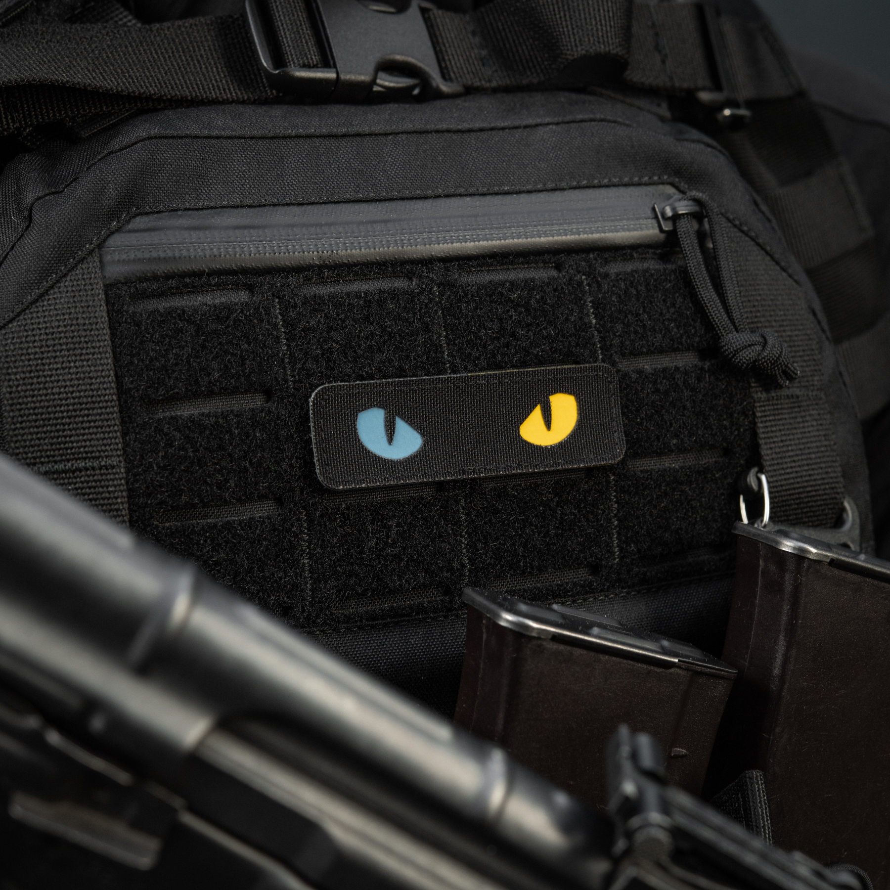 M-Tac нашивка Cat Eyes Laser Cut Black/Yellow/Blue/GID — 10