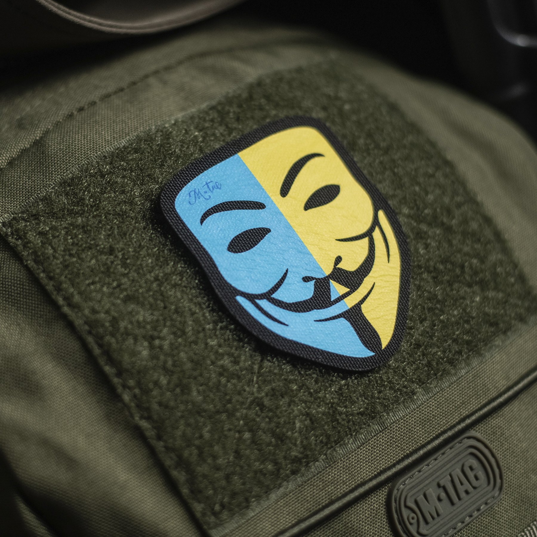 M-Tac нашивка Anonymous Black/Yellow/Blue — 7