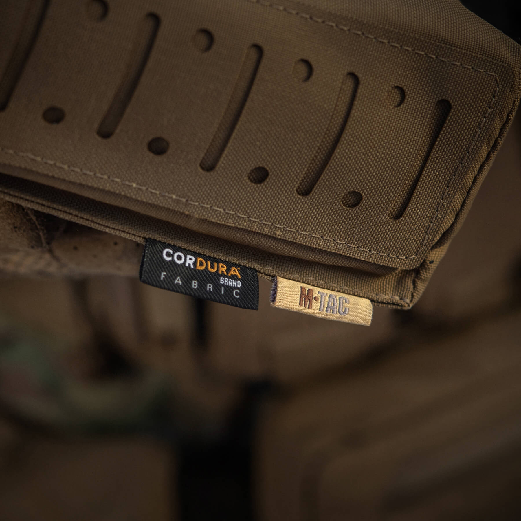 M-Tac подсумок медицинский вертикальный Large Gen.II Elite Coyote — 13