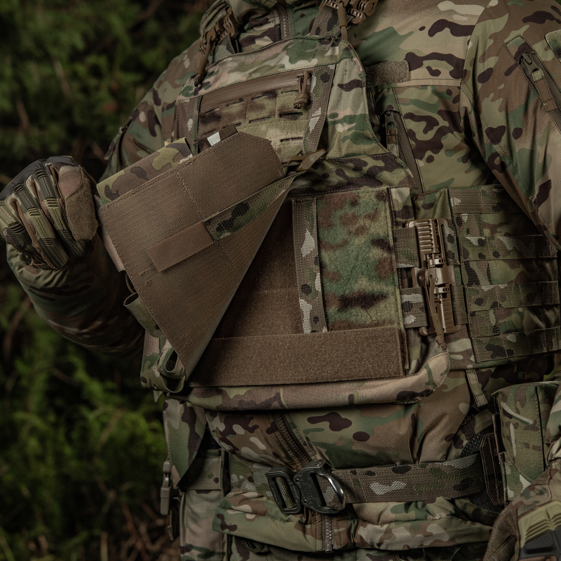 M-Tac передняя панель для чехла бронежилета Sturm на 4 магазина Multicam — 24