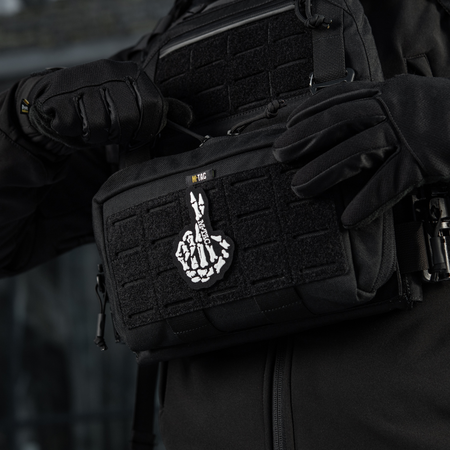 M-Tac нашивка Crossed Fingers (вышивка) Black — 4