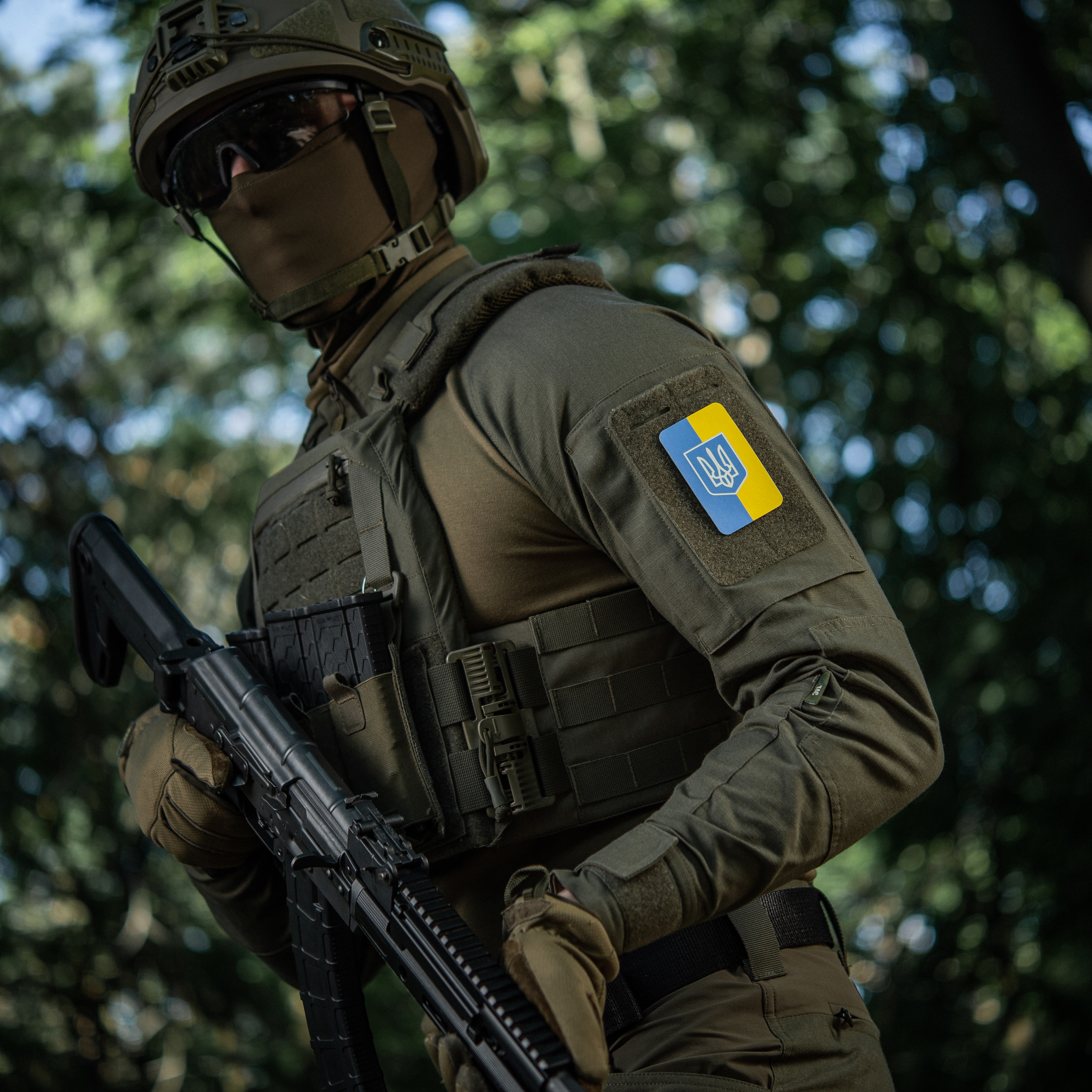 M-Tac нашивка флаг Украины с гербом (80х50 мм) вертикальная Full Color/GID — 4
