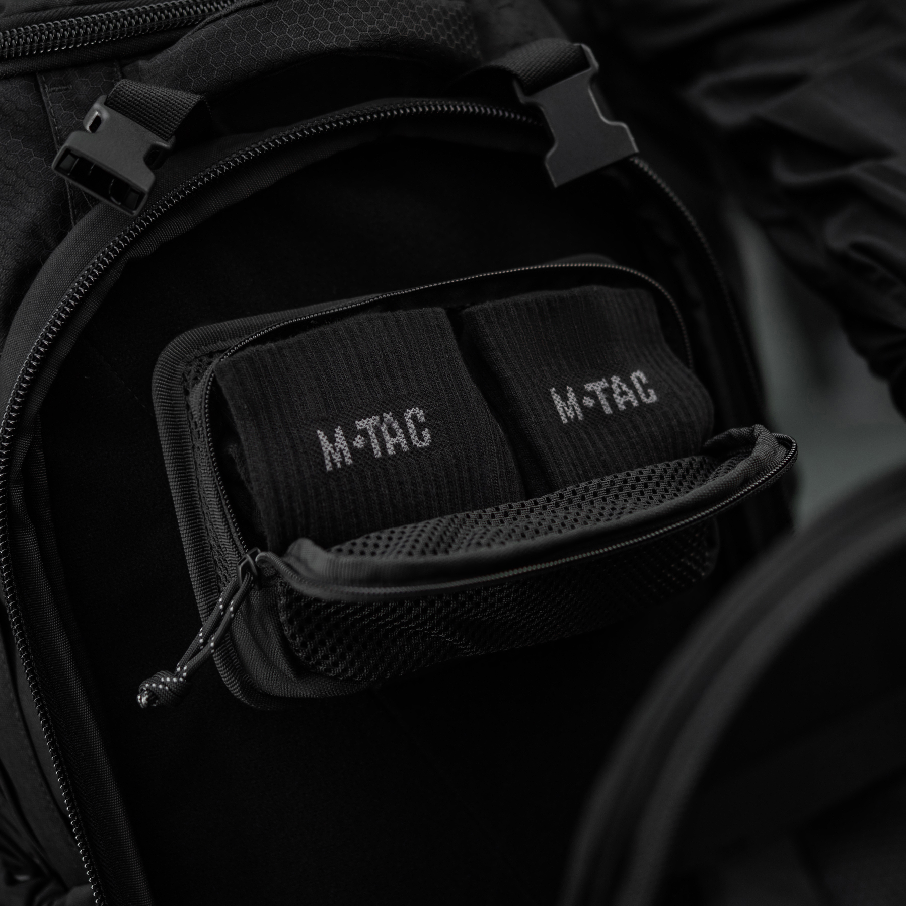 M-Tac вставка модульная карман на молнии Black — 13