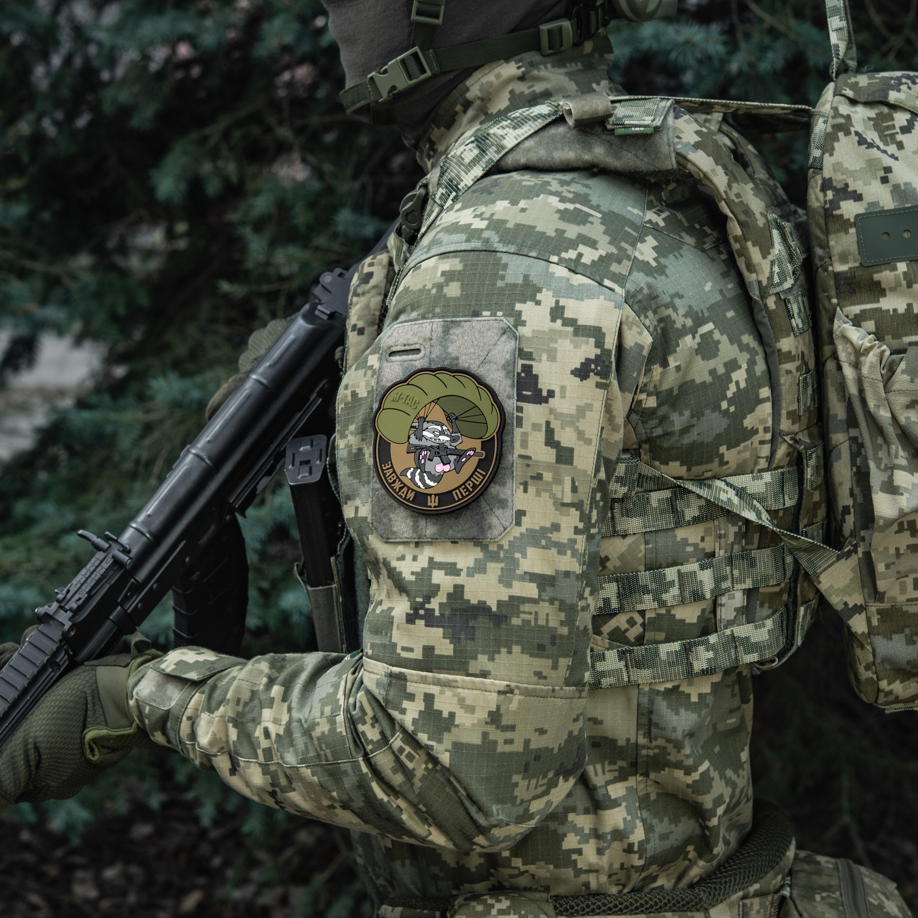 M-Tac нашивка Енот серо-розов. (PVC) — 13