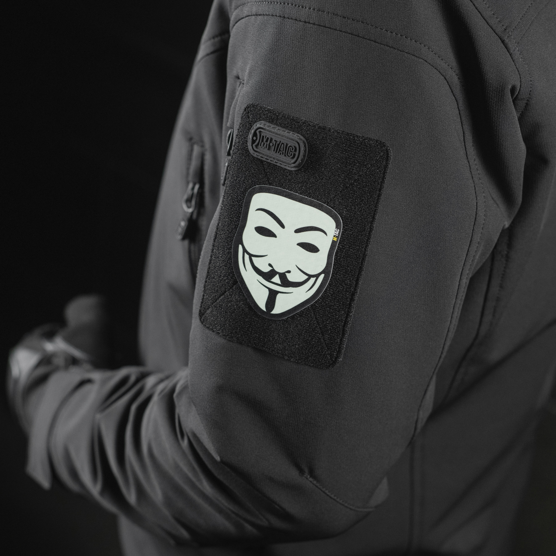 M-Tac нашивка Anonymous Black/GID — 4