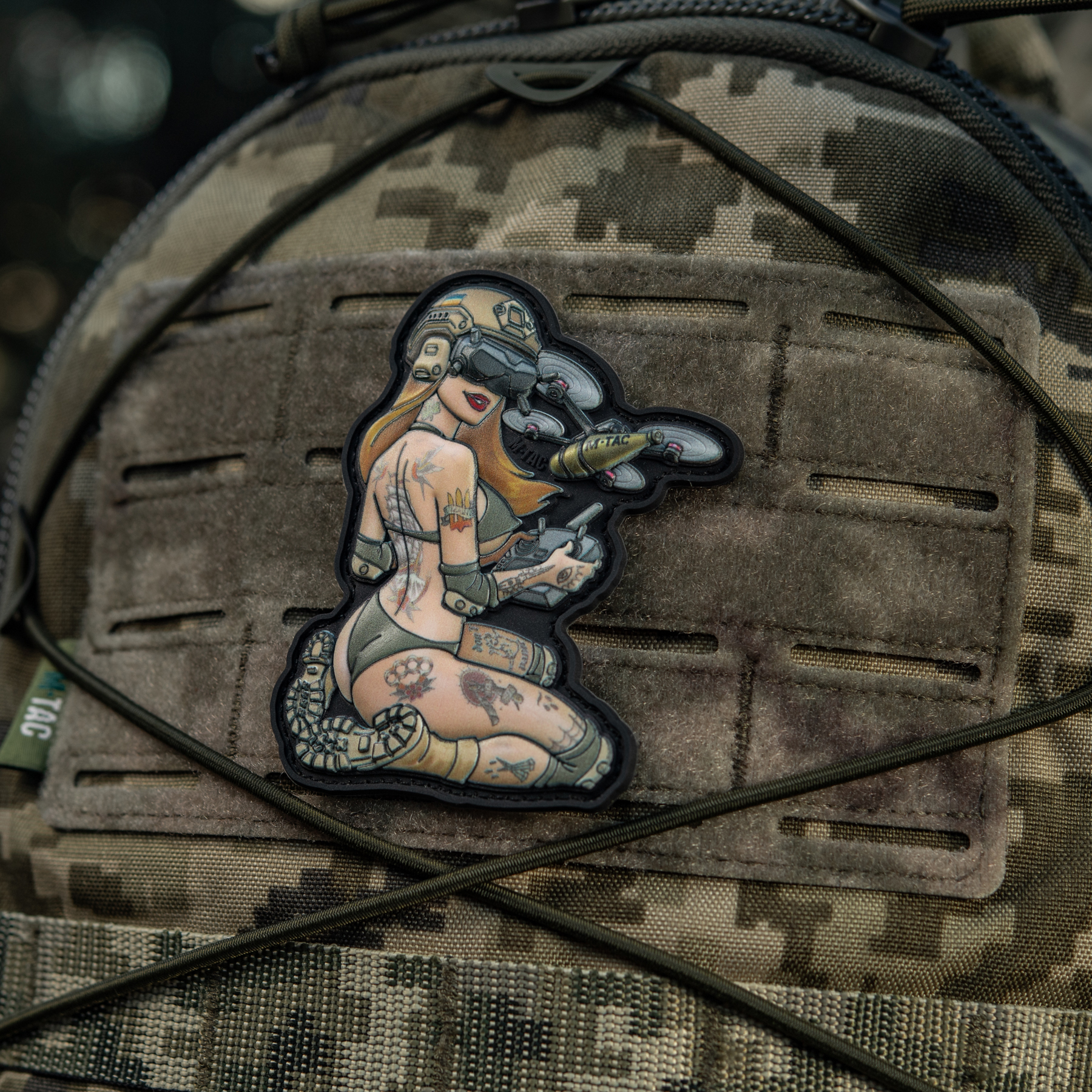 M-Tac нашивка girl №6 PVC Hooligan Olive V2 — 13