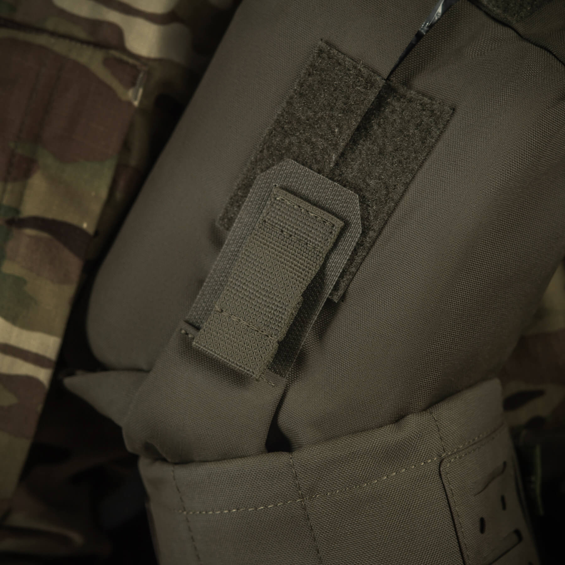 M-Tac подсумок медицинский вертикальный Large Gen.II Elite Ranger Green — 23