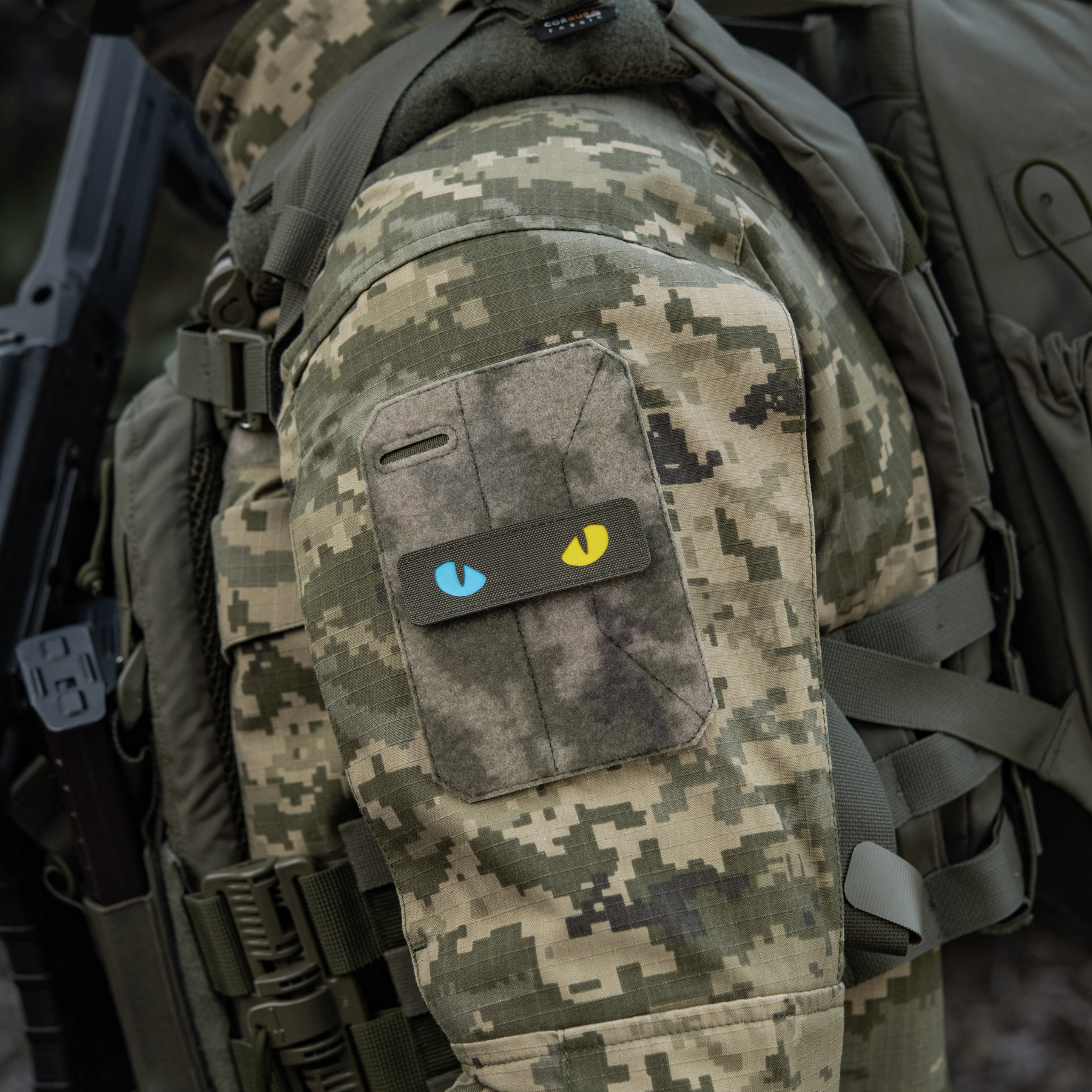 M-Tac нашивка Cat Eyes Laser Cut Ranger Green/Yellow/Blue/GID — 12