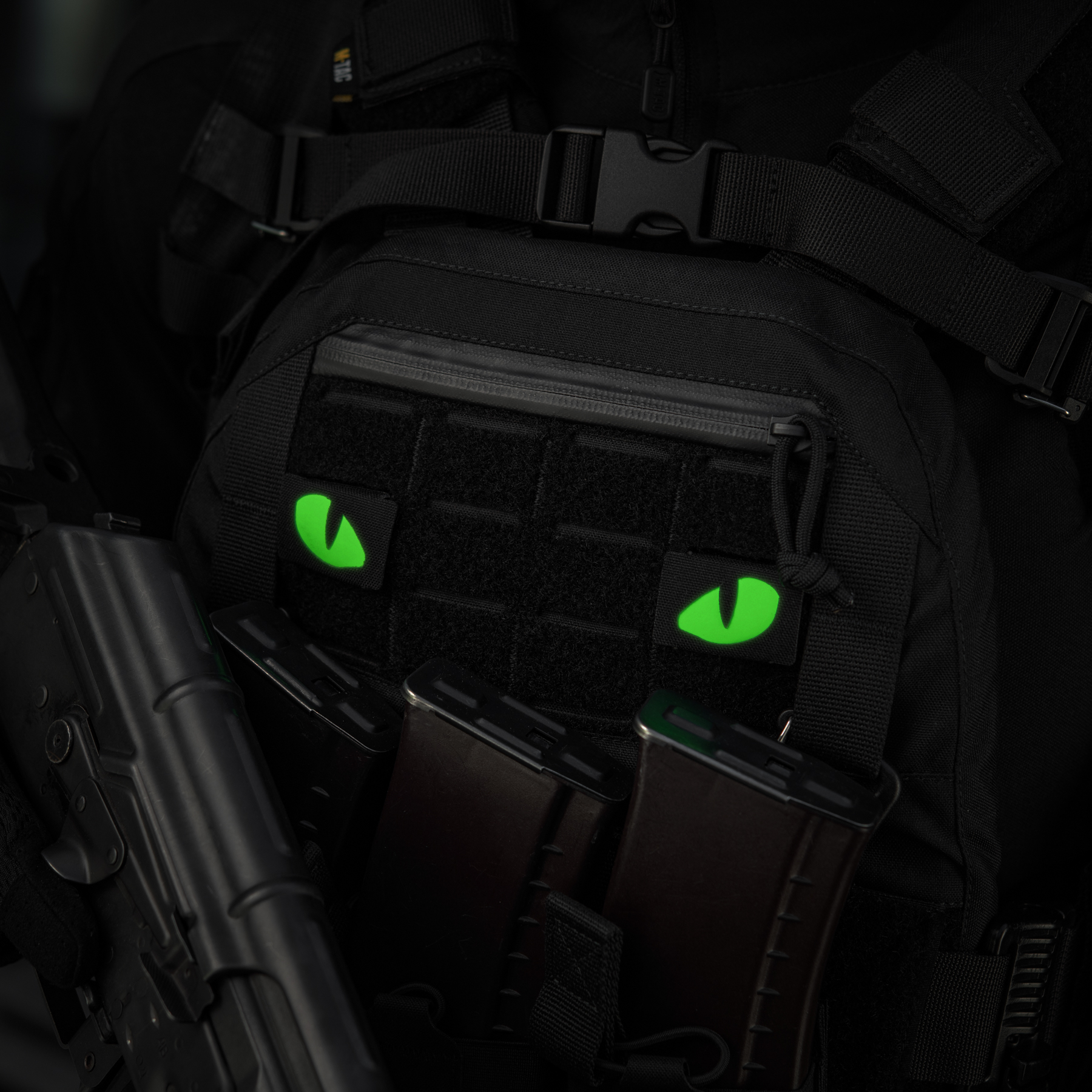 M-Tac нашивка Tiger Eyes Laser Cut (пара) Black/Green/GID — 7