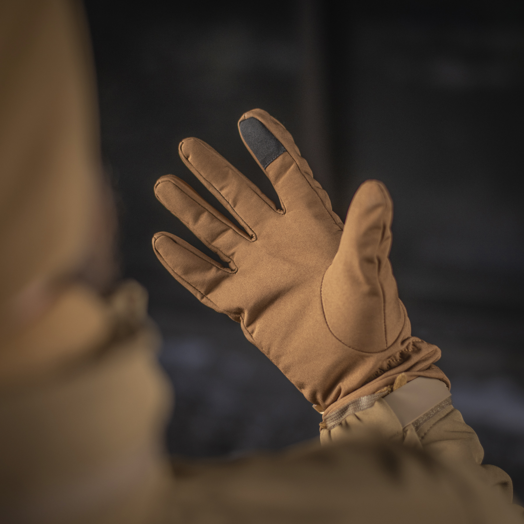 M-Tac перчатки демисезонные Soft Shell Coyote — 16
