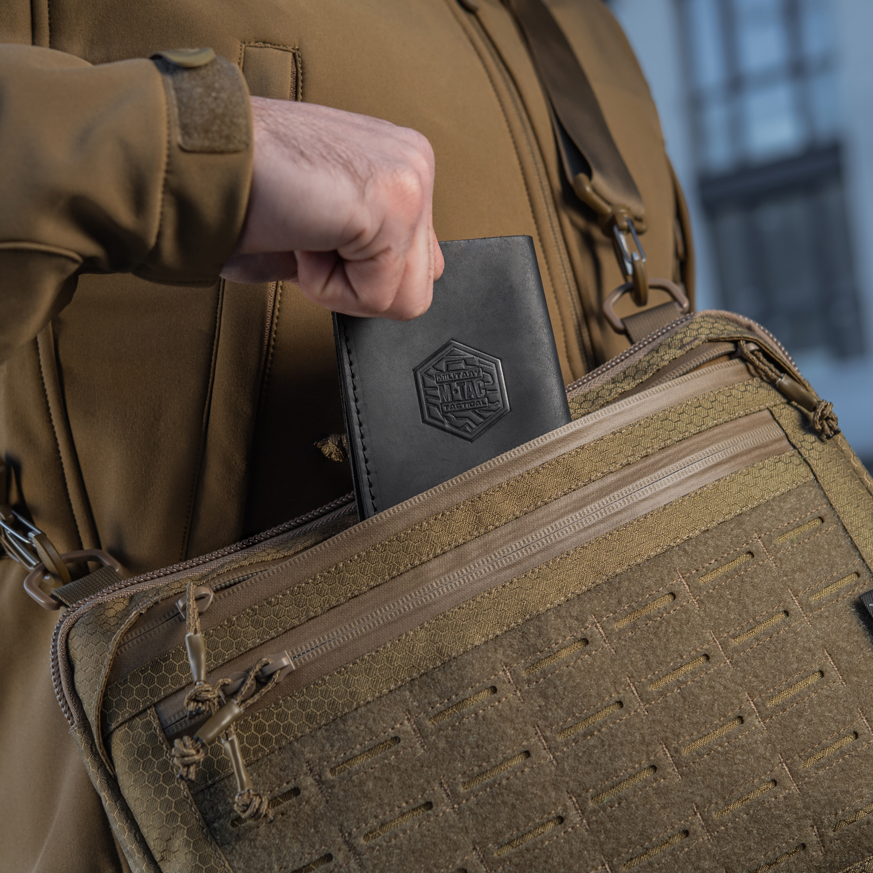M-Tac сумка Admin Bag Large Elite с липучкой Hex Coyote — 27
