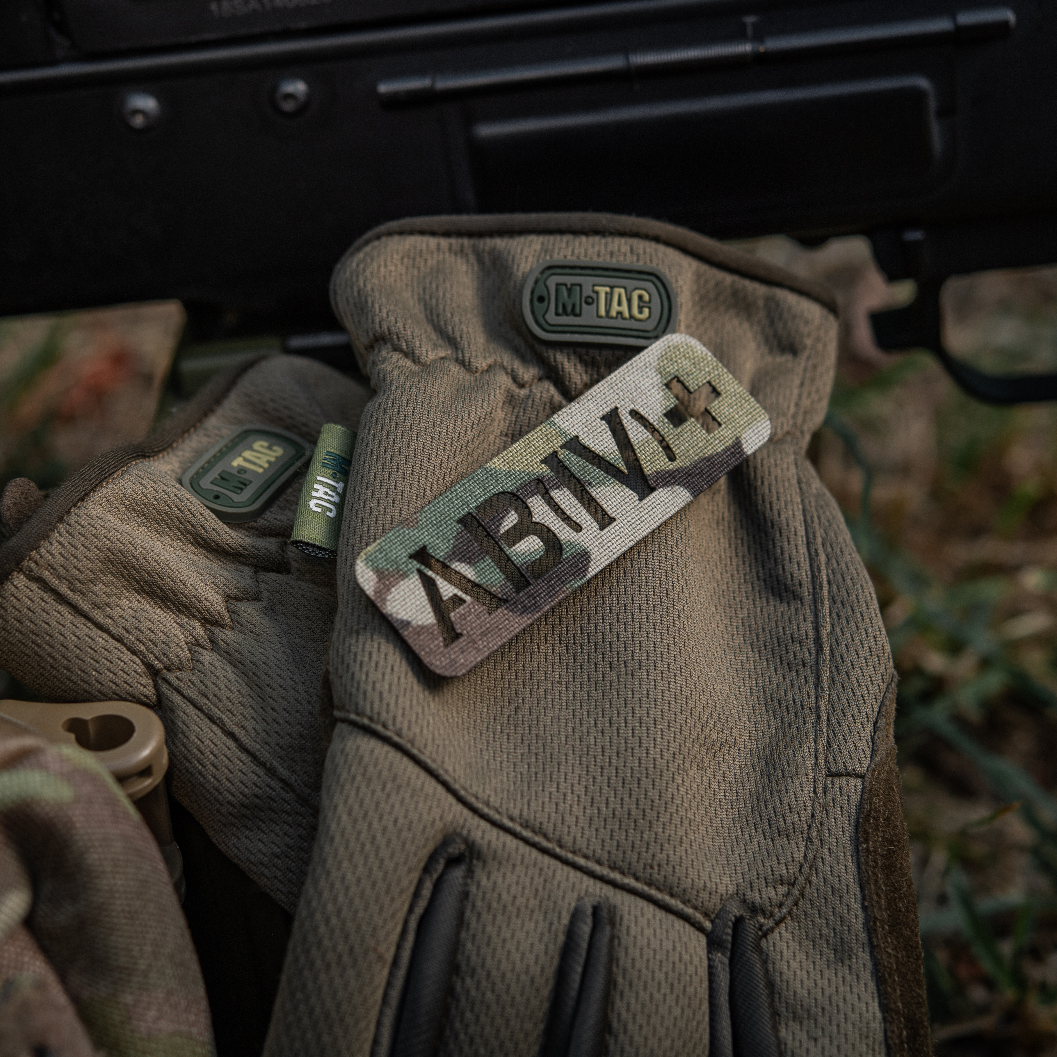M-Tac нашивка группа крови AB (IV) + сквозная Laser Cut 25х80 Multicam — 7