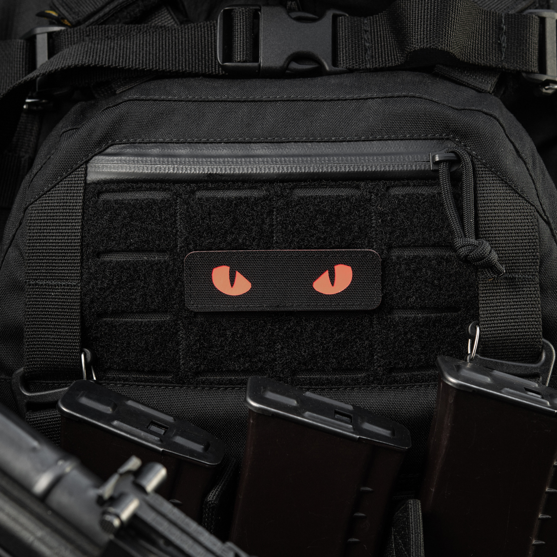 M-Tac нашивка Cat Eyes Laser Cut Black/Red/GID — 7
