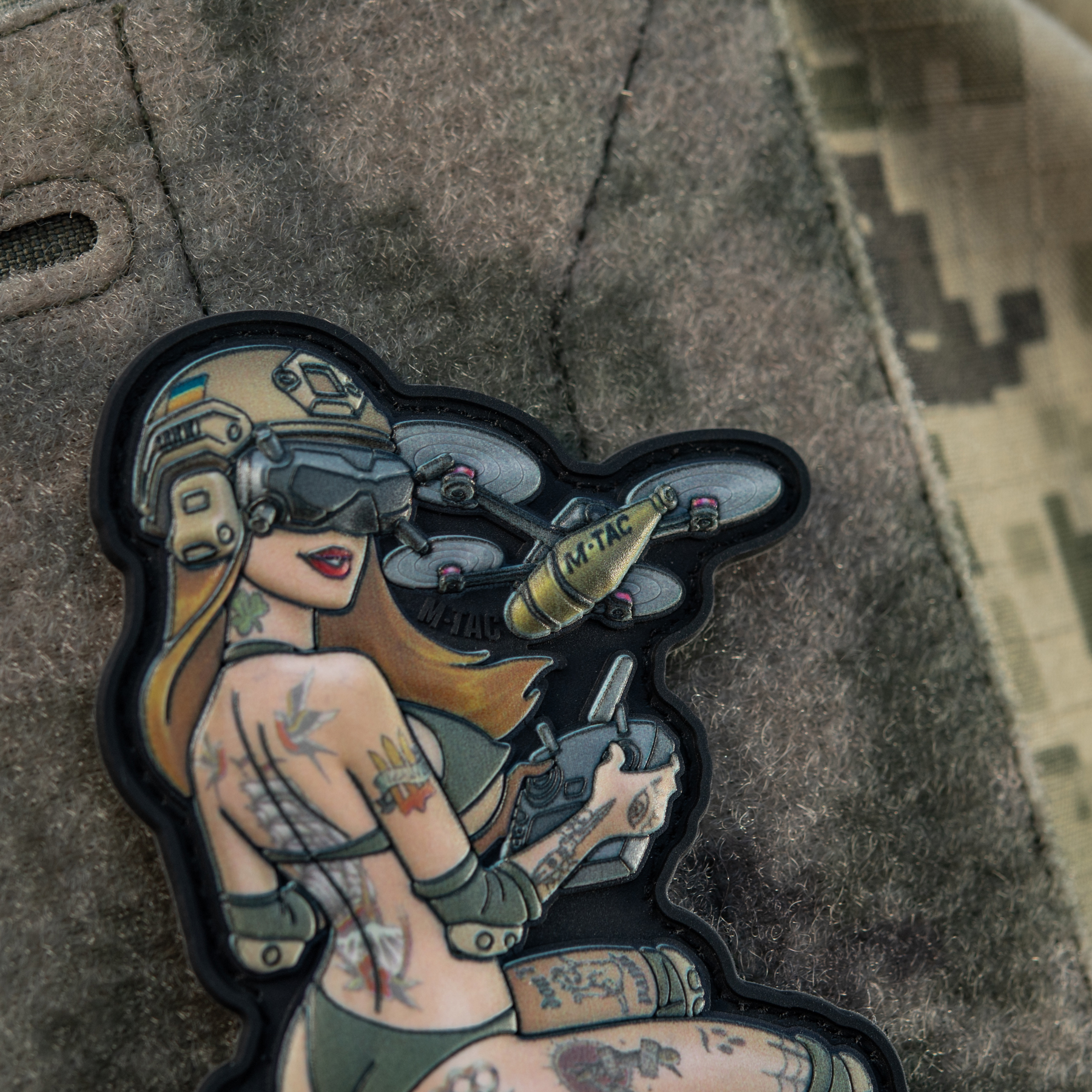 M-Tac нашивка girl №6 PVC Hooligan Olive V2 — 11