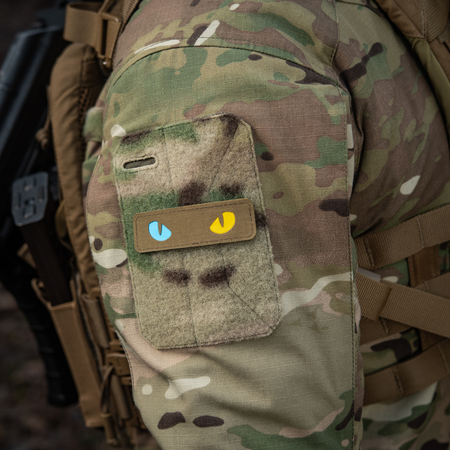 M-Tac нашивка Cat Eyes Laser Cut Coyote/Yellow/Blue/GID — 12