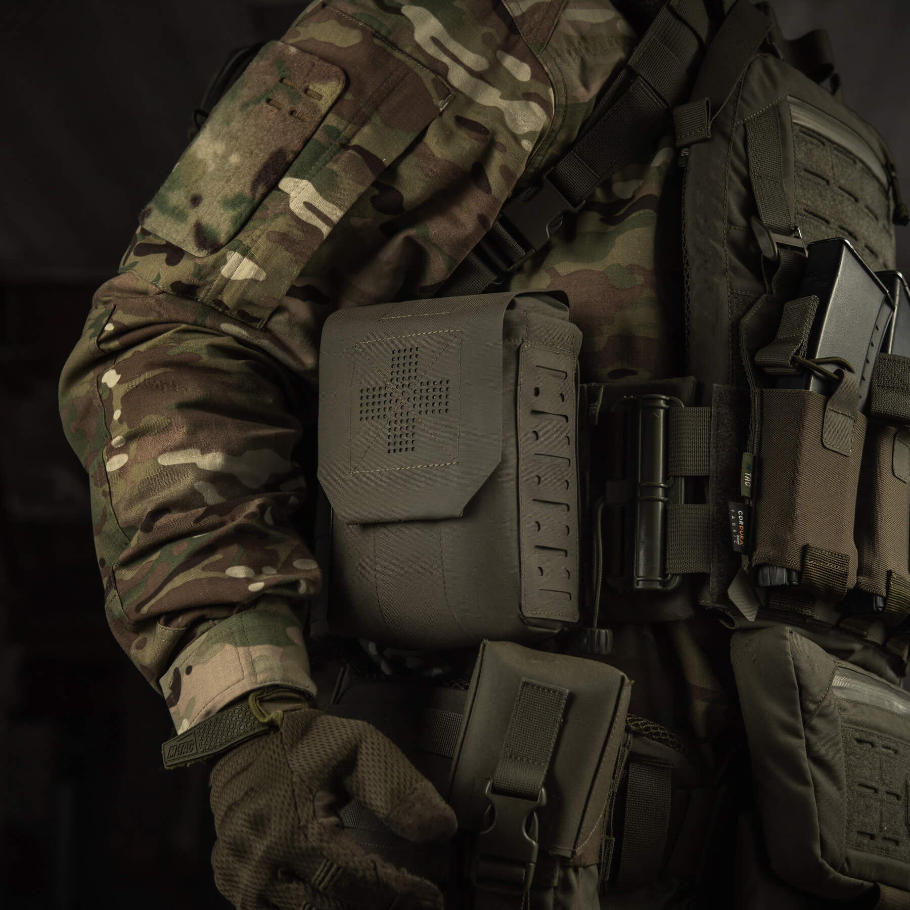M-Tac подсумок медицинский вертикальный Large Gen.II Elite Ranger Green — 16