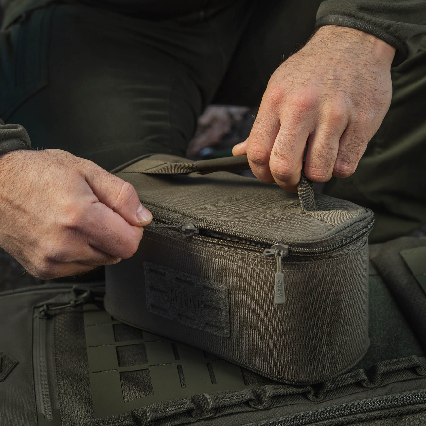 M-Tac органайзер утилитарный Hardshell Utility box S Olive — 19