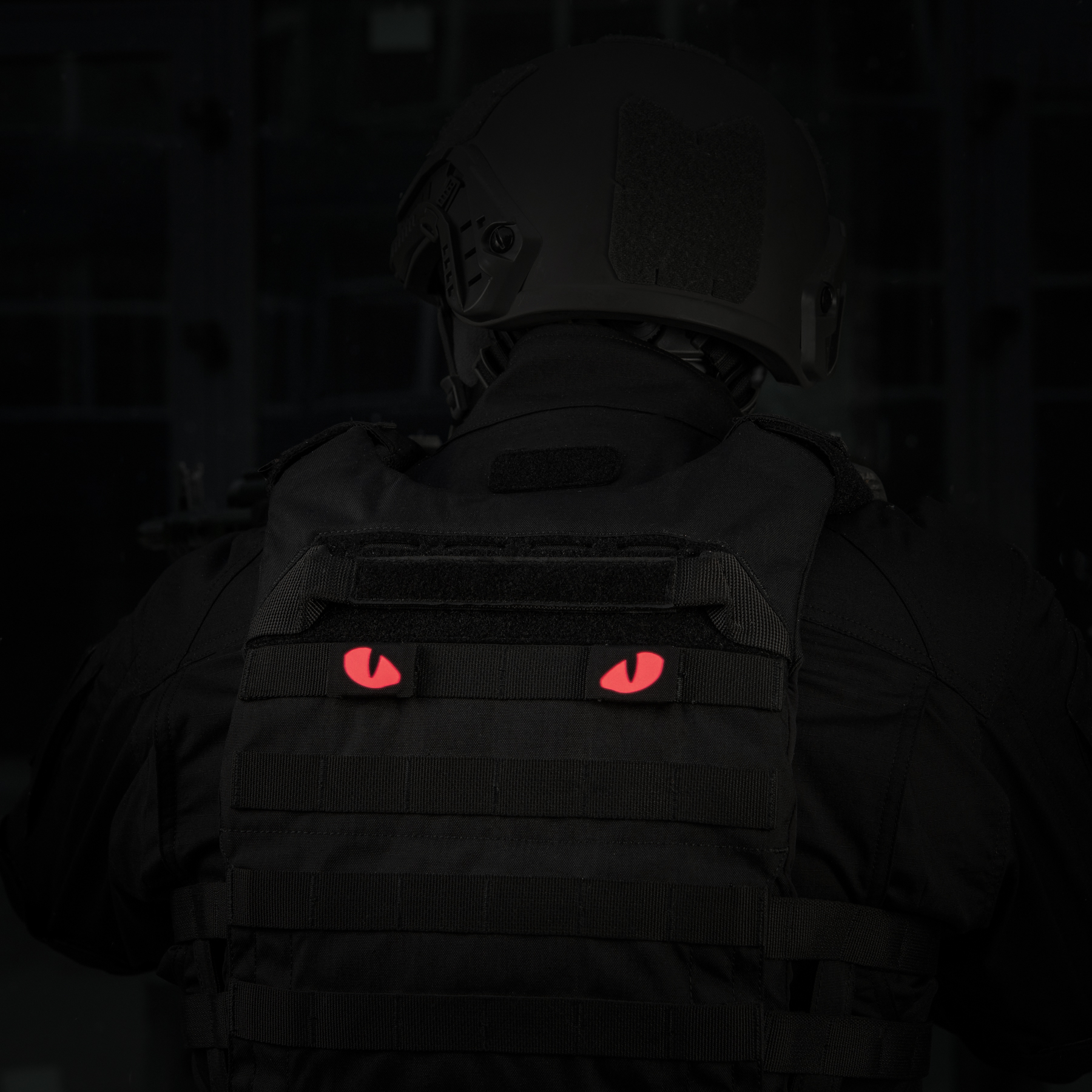 M-Tac нашивка Tiger Eyes Laser Cut (пара) Black/Red/GID — 18