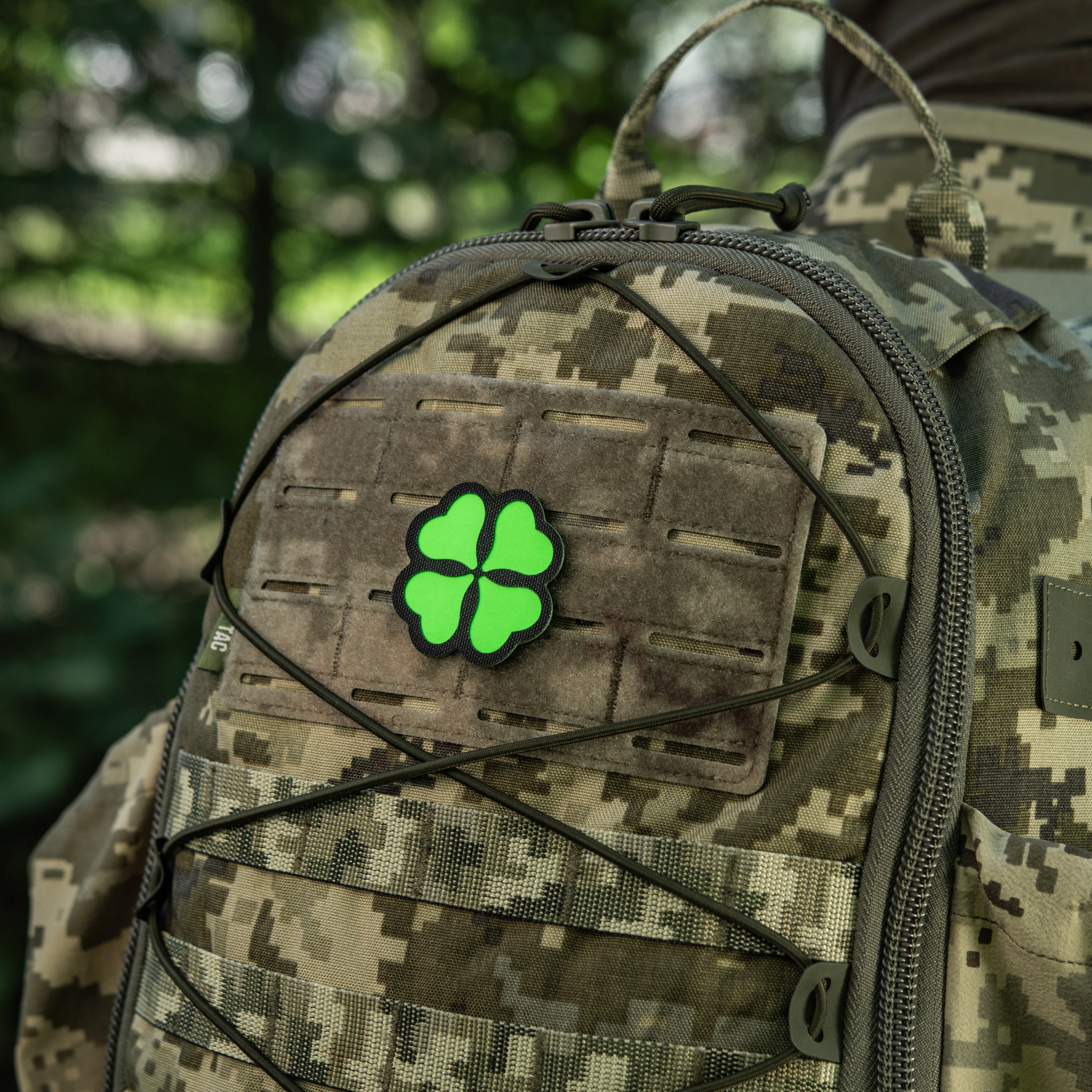 M-Tac нашивка Конюшина GID Black/Green — 14
