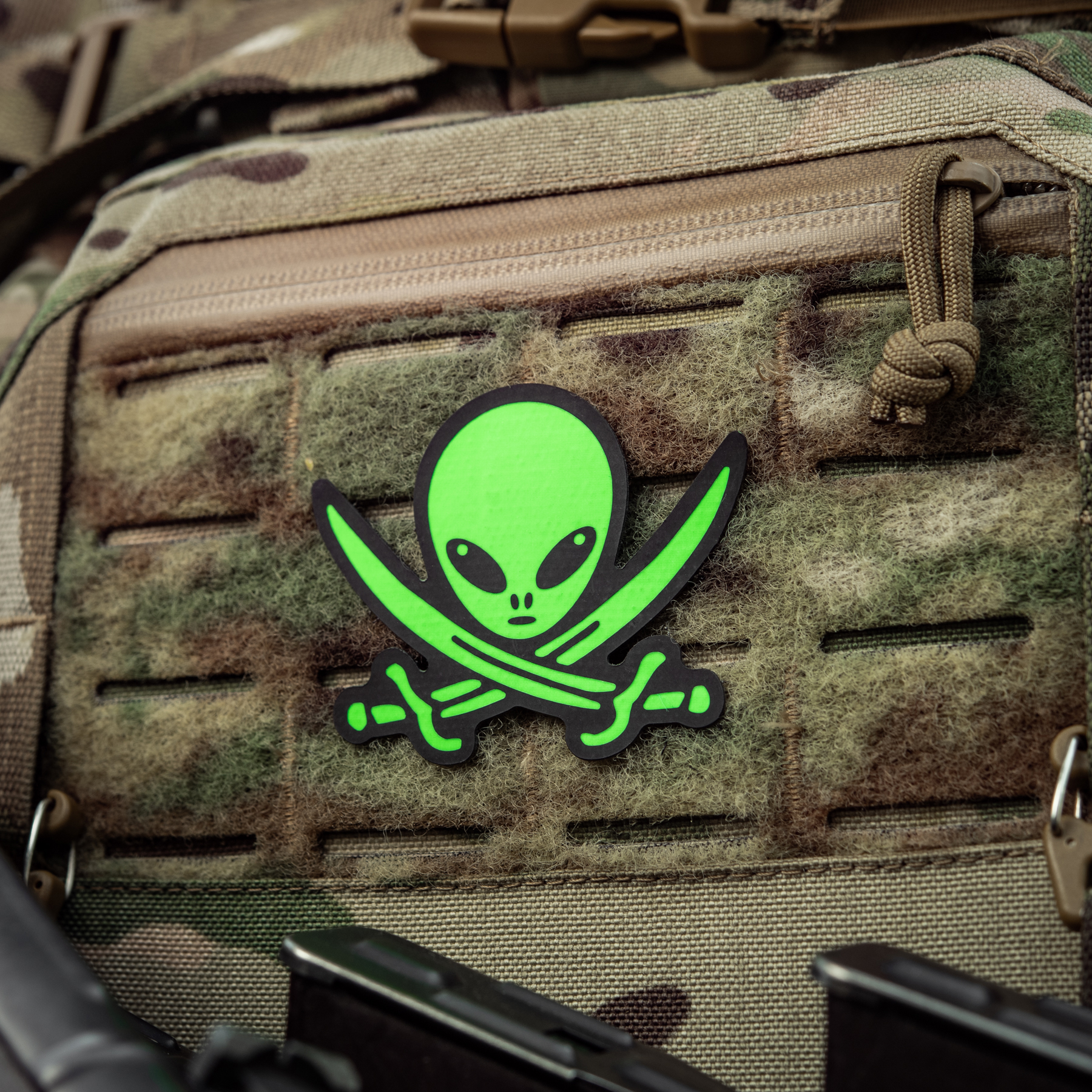M-Tac нашивка НЛО оператор GID Black/Green — 6