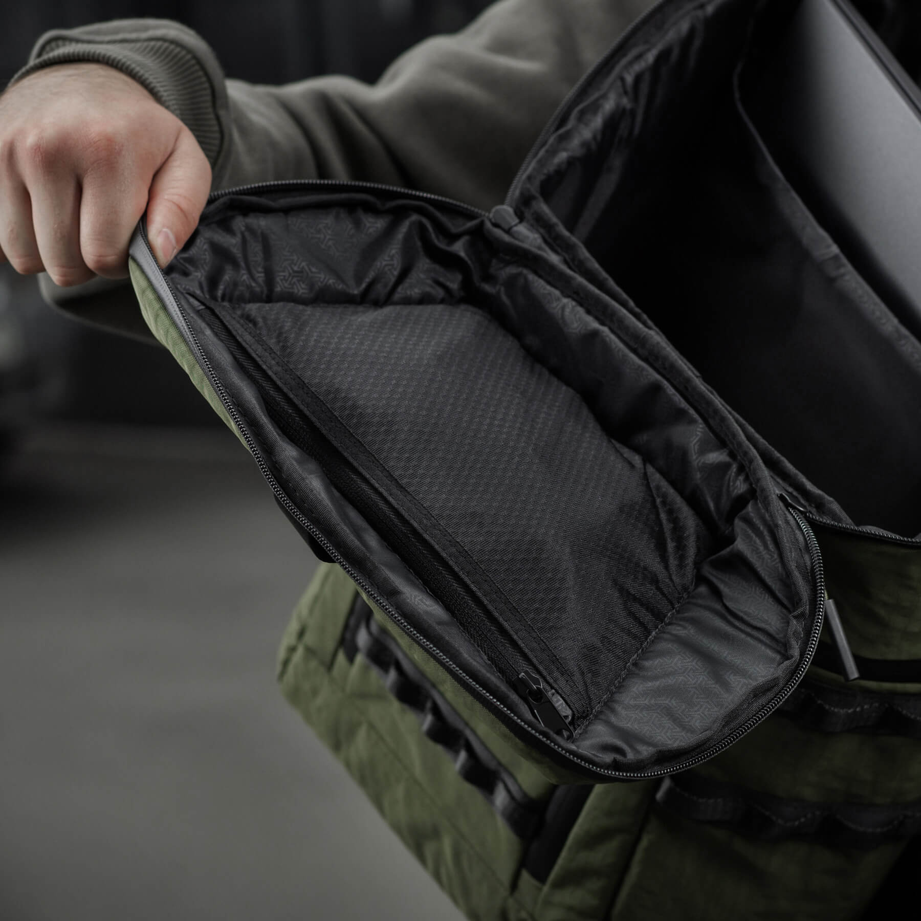 M-Tac рюкзак Urban Laptop Pack Olive — 34