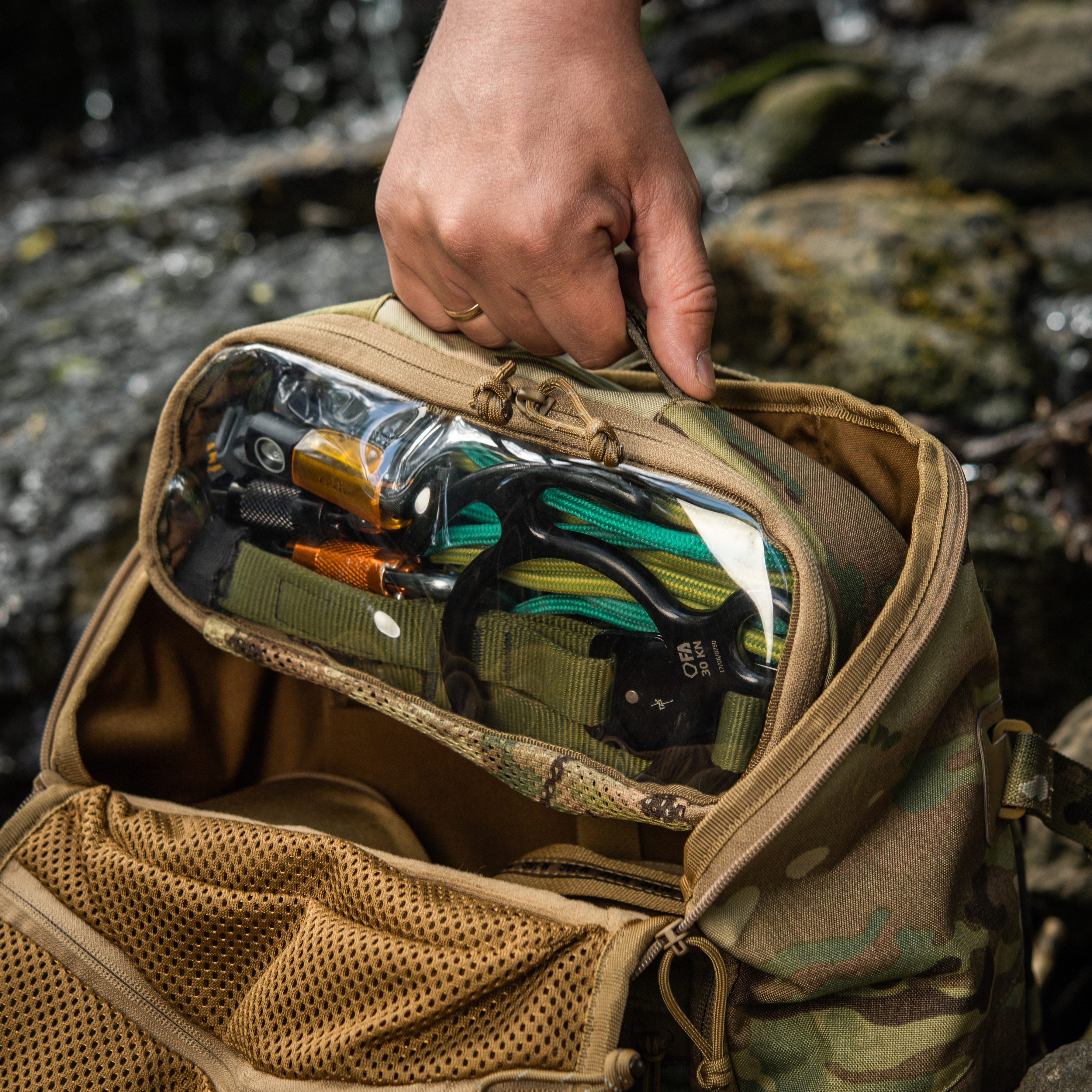 M-Tac органайзер утилитарный прозрачный Elite Medium (26х11 см) Multicam — 11