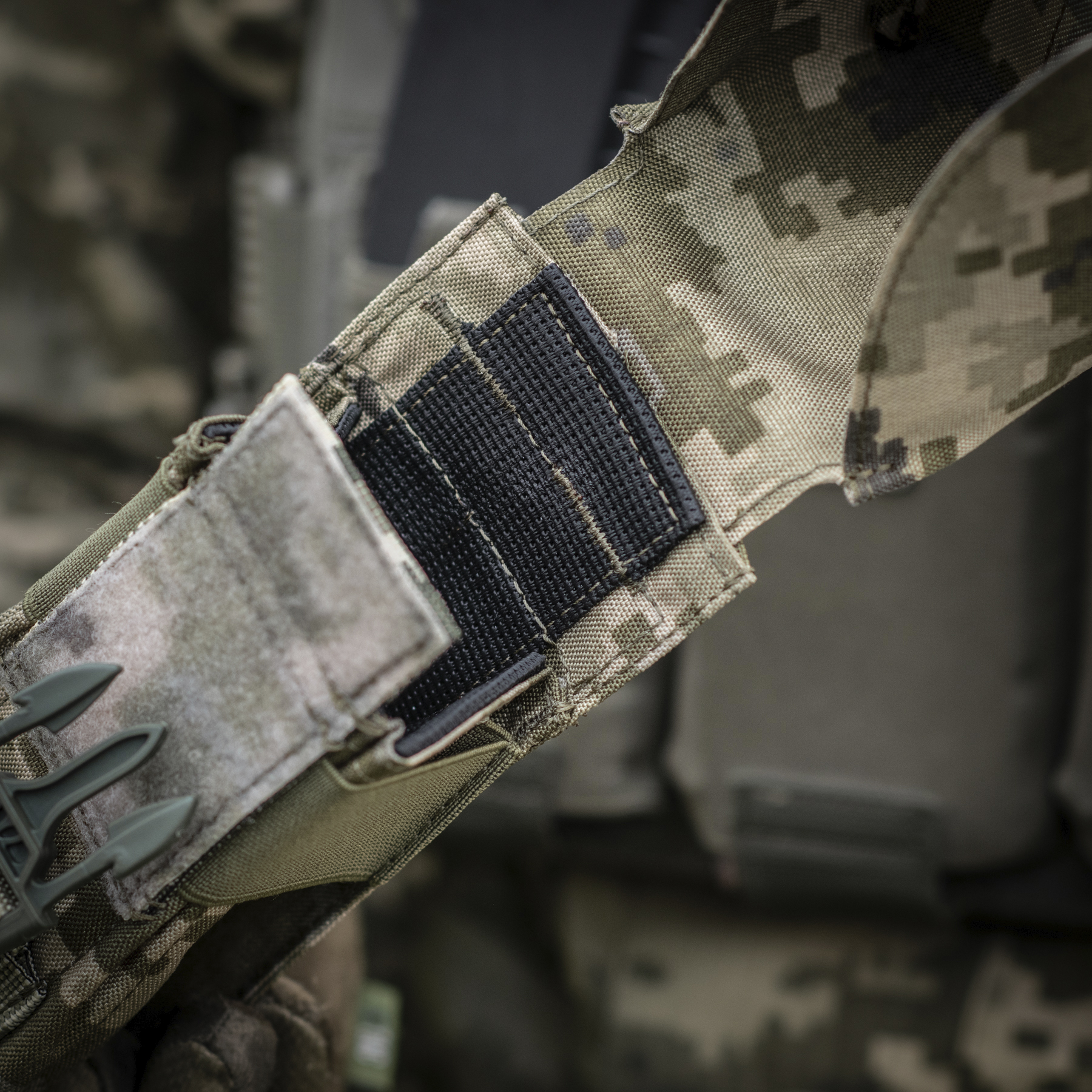 M-Tac подсумок на два магазина закрытый Fastex MM14 — 16
