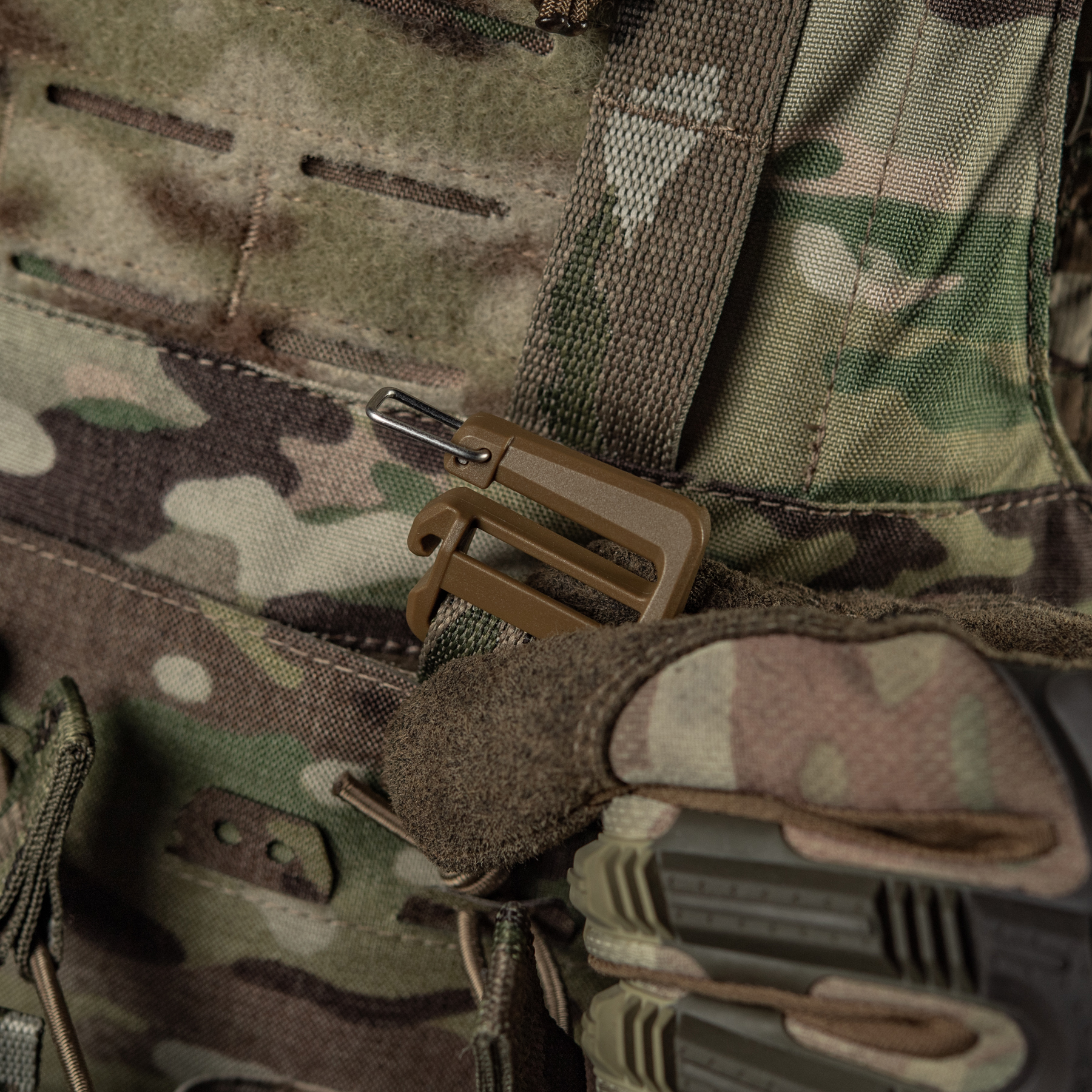 M-Tac передняя панель для чехла бронежилета Sturm на 4 магазина Multicam — 23