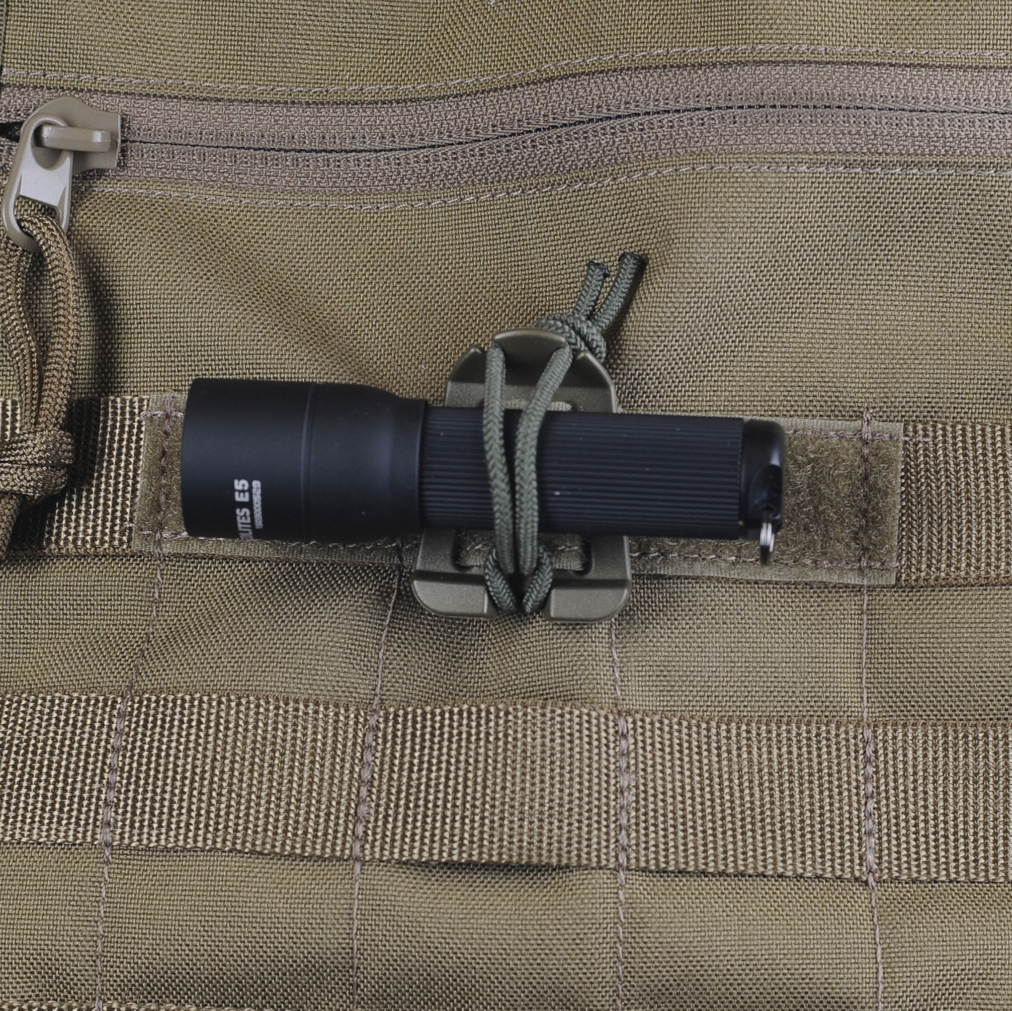 Кліпса універсальна на систему MOLLE олива — 8