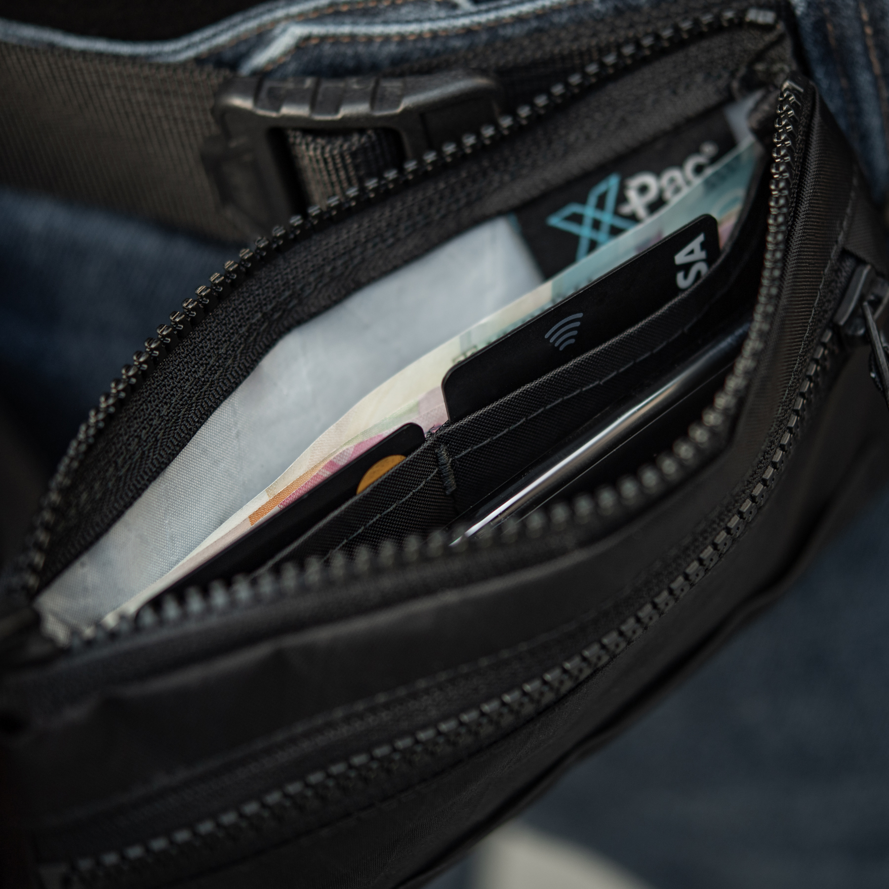 M-Tac кошелек горизонтальный с карабином X-Pac Elite Black — 26