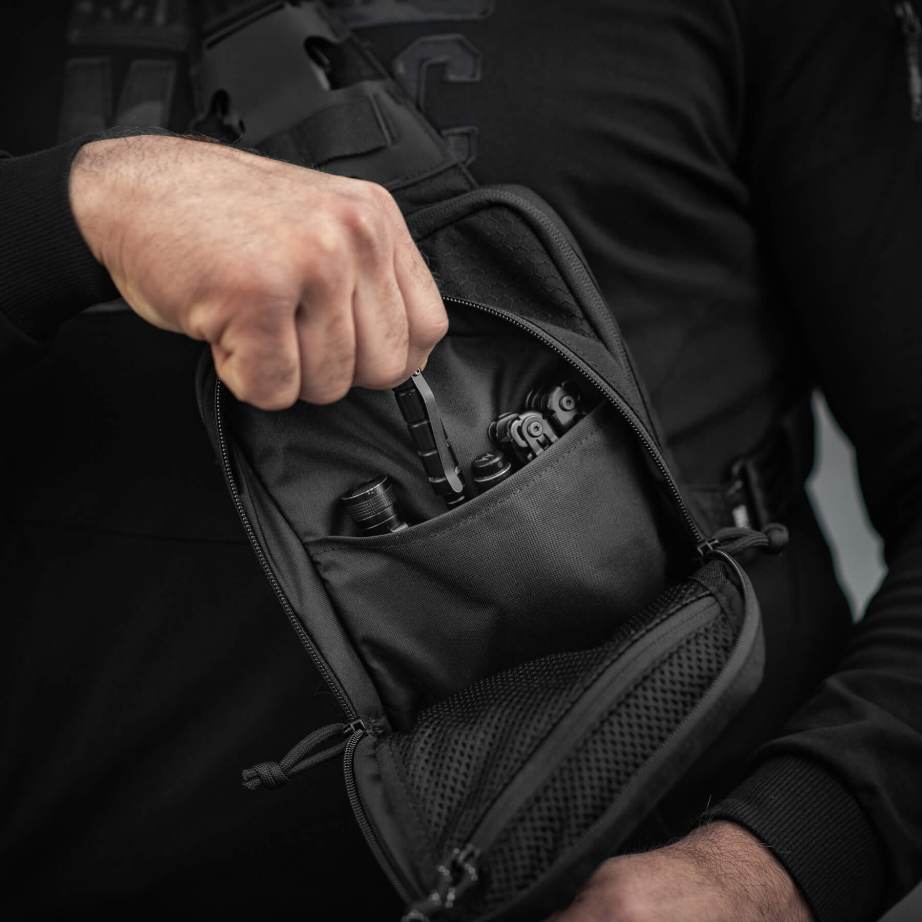 M-Tac сумка Sling Pistol Bag Hex с липучкой Black — 42