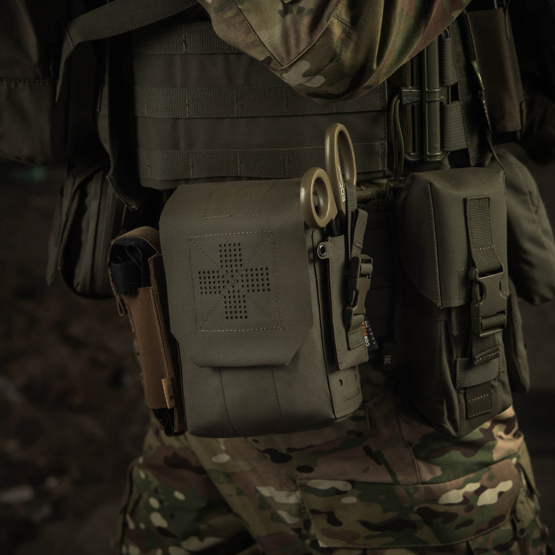 M-Tac подсумок медицинский вертикальный Large Gen.II Elite Ranger Green — 15