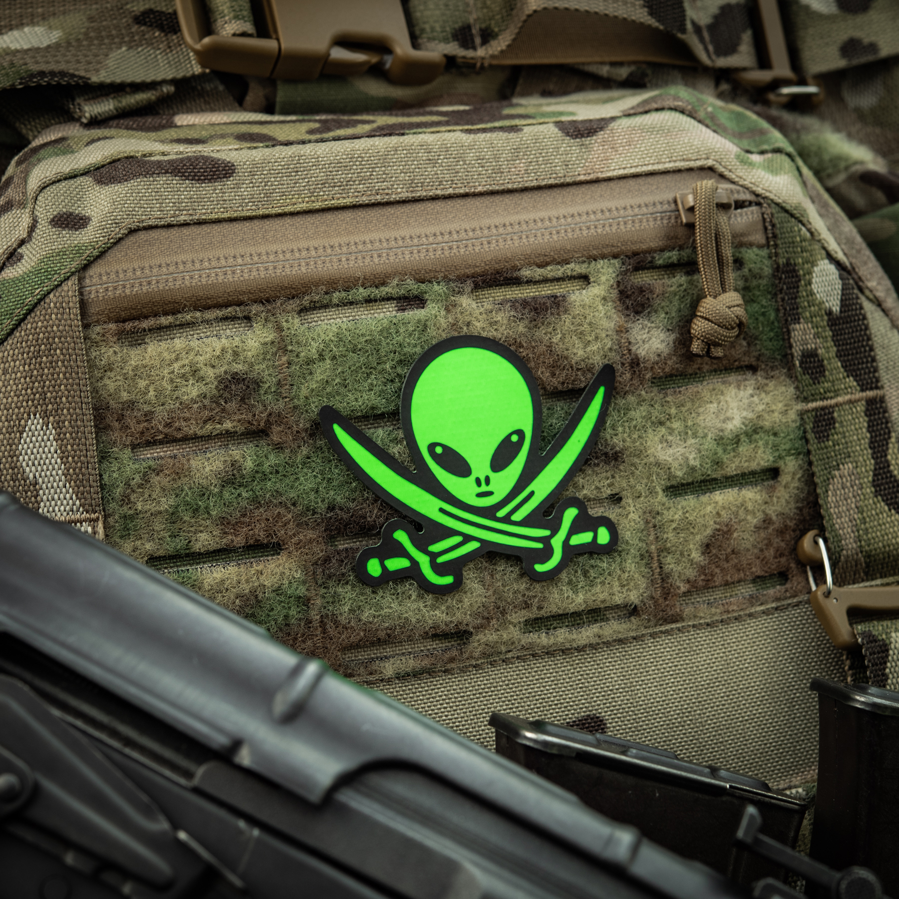 M-Tac нашивка НЛО оператор GID Black/Green — 7