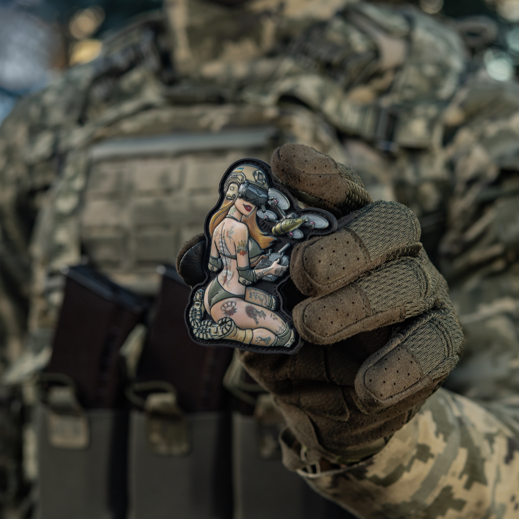 M-Tac нашивка girl №6 PVC Hooligan Olive V2 — 8