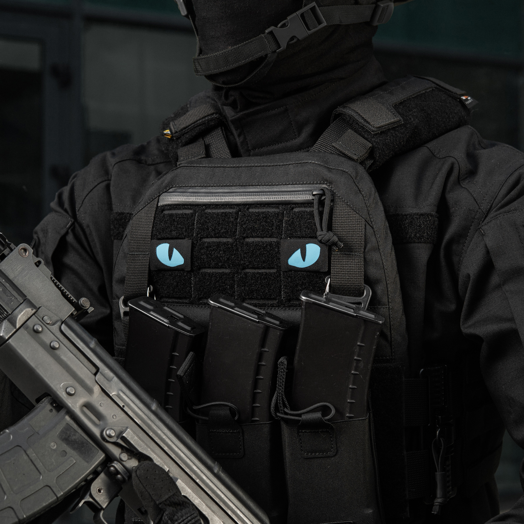 M-Tac нашивка Tiger Eyes Laser Cut (пара) Black/Blue/GID — 15