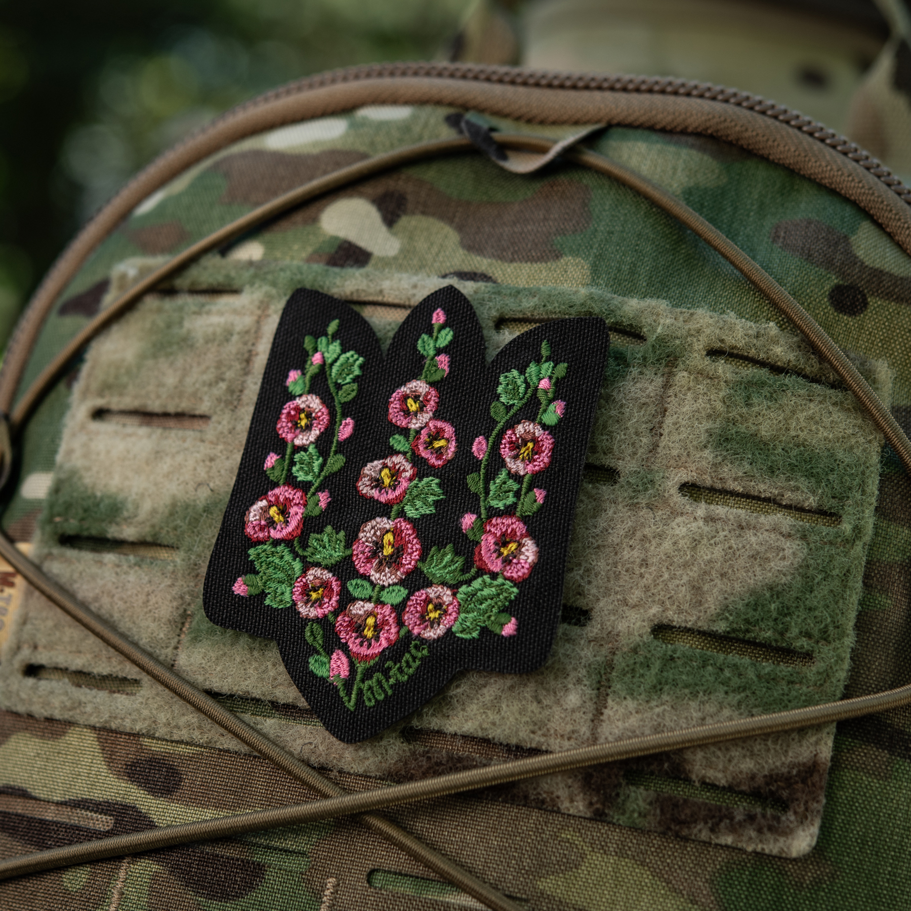 M-Tac нашивка Тризуб рожеві Мальви (вишивка) Black — 15