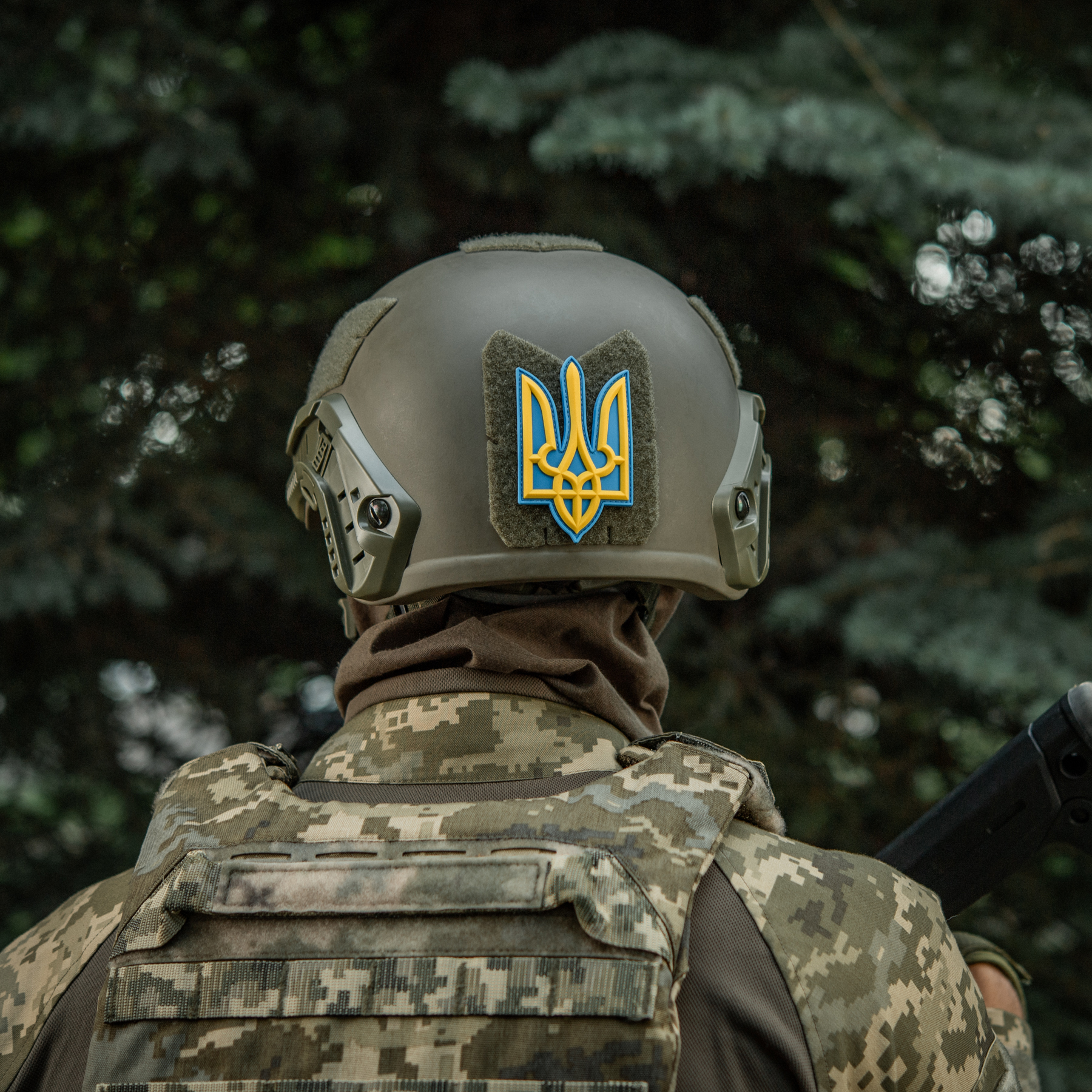Нашивка Тризуб PVC великий кольоровий — 12