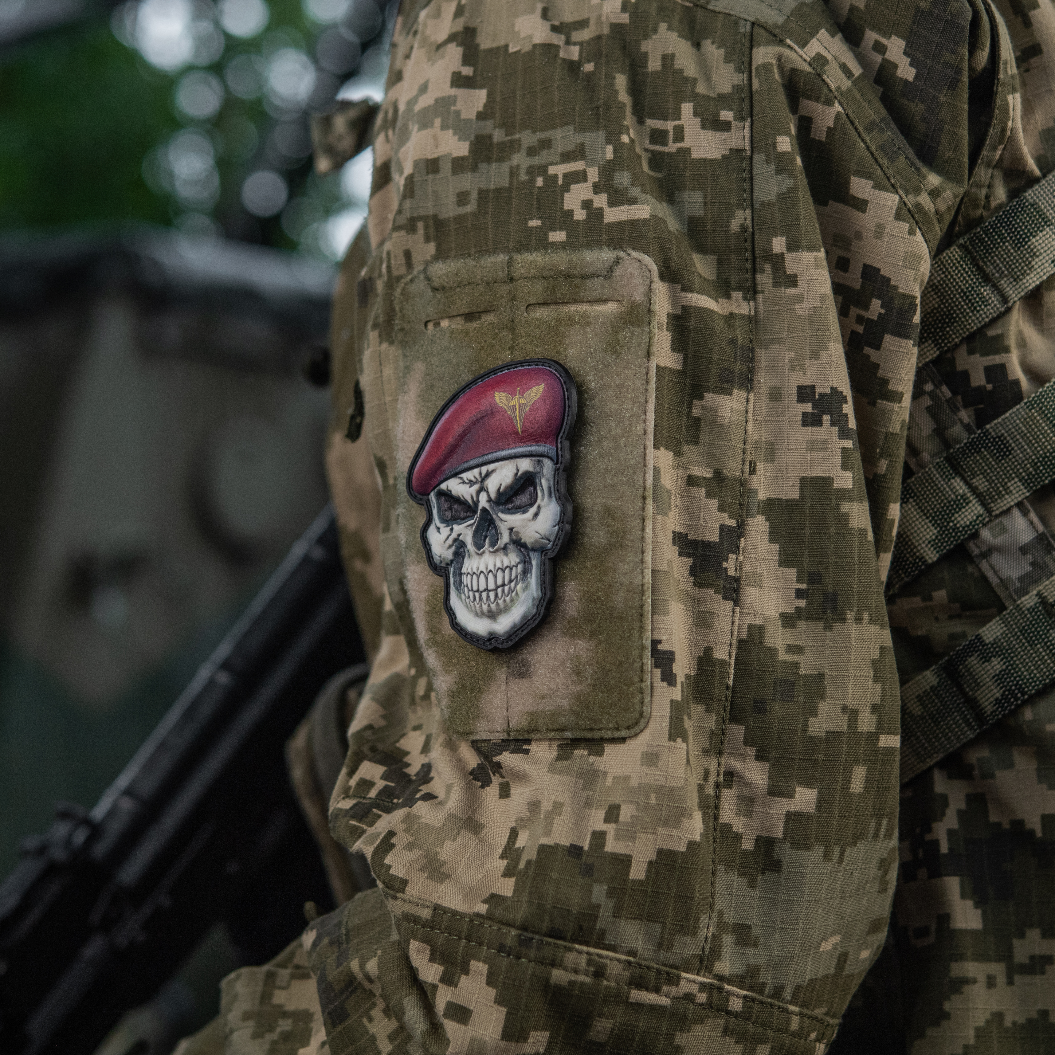 Нашивка Череп у береті (Десантно-Штурмові війська) — 4