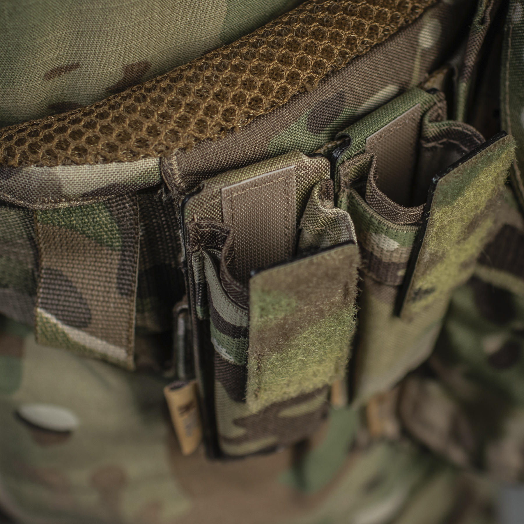 M-Tac подсумок для пистолетного магазина/мультитула Elite Multicam — 18