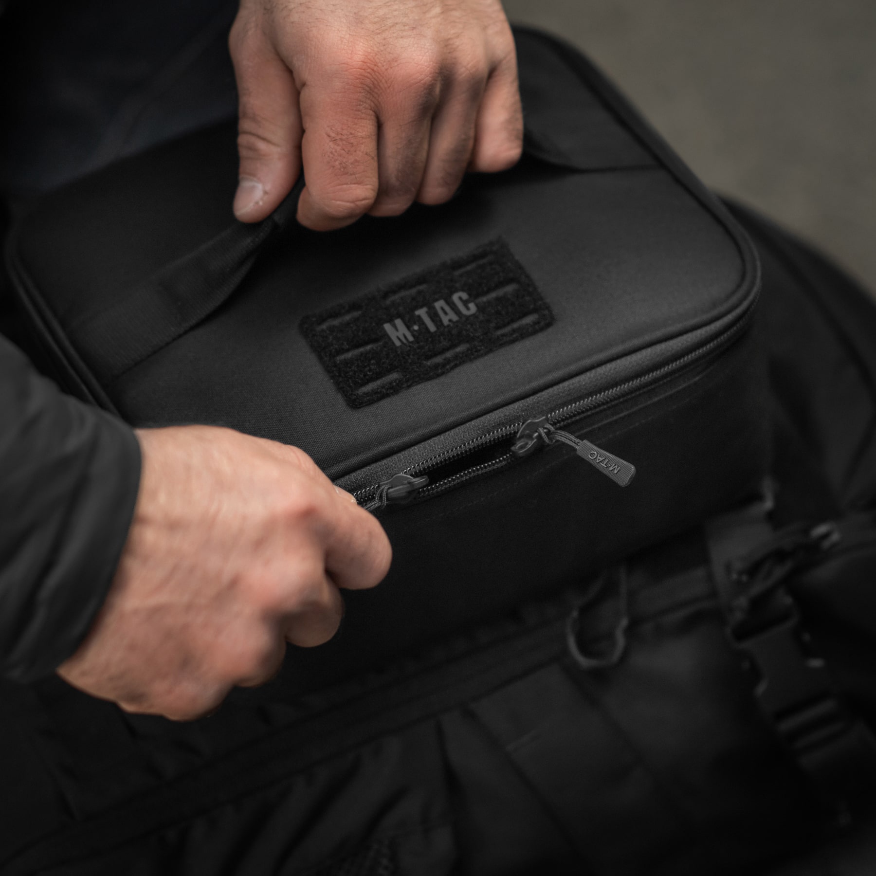 M-Tac органайзер утилитарный Hardshell Utility box L Black — 19
