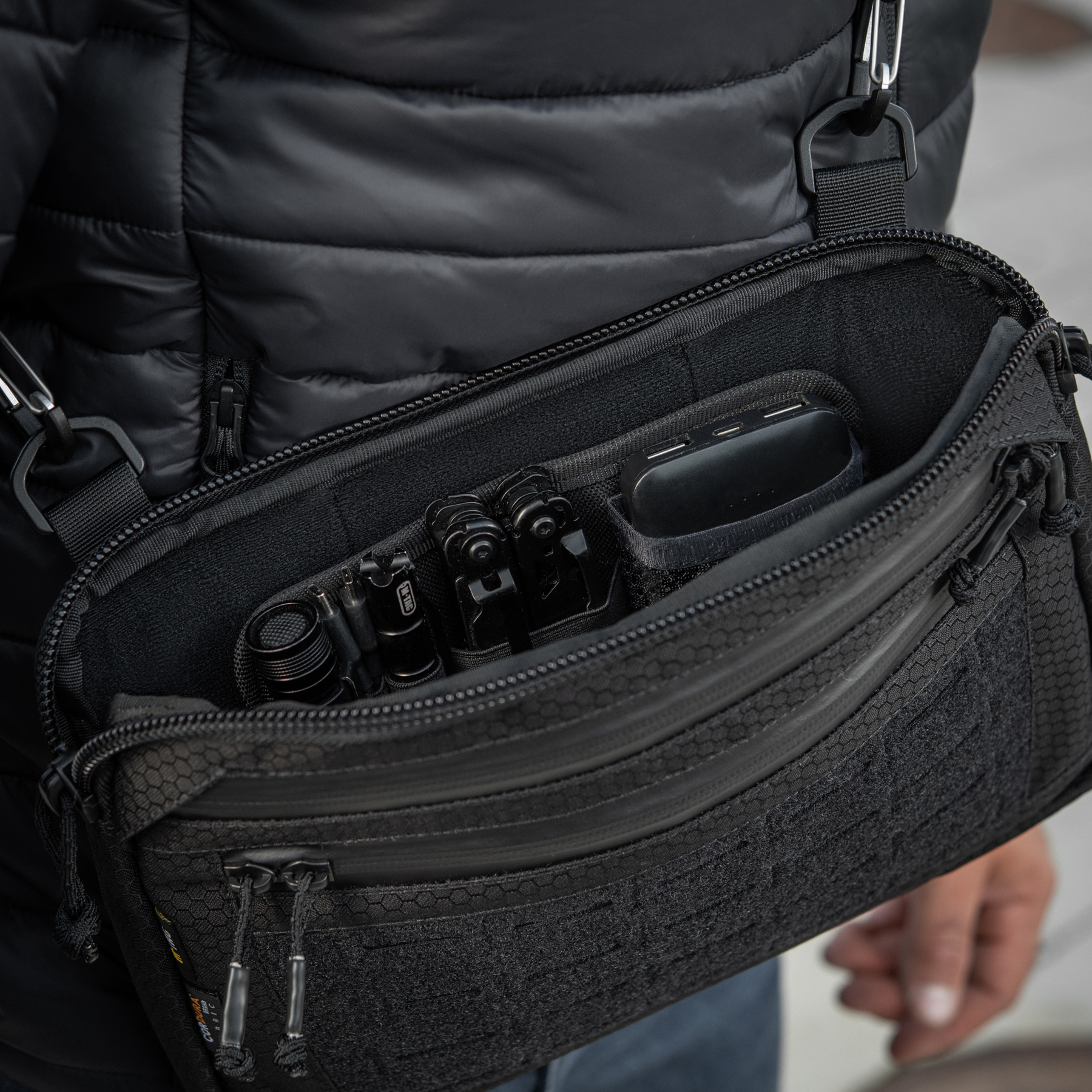 M-Tac сумка Admin Bag Medium Elite с липучкой Hex Black — 31