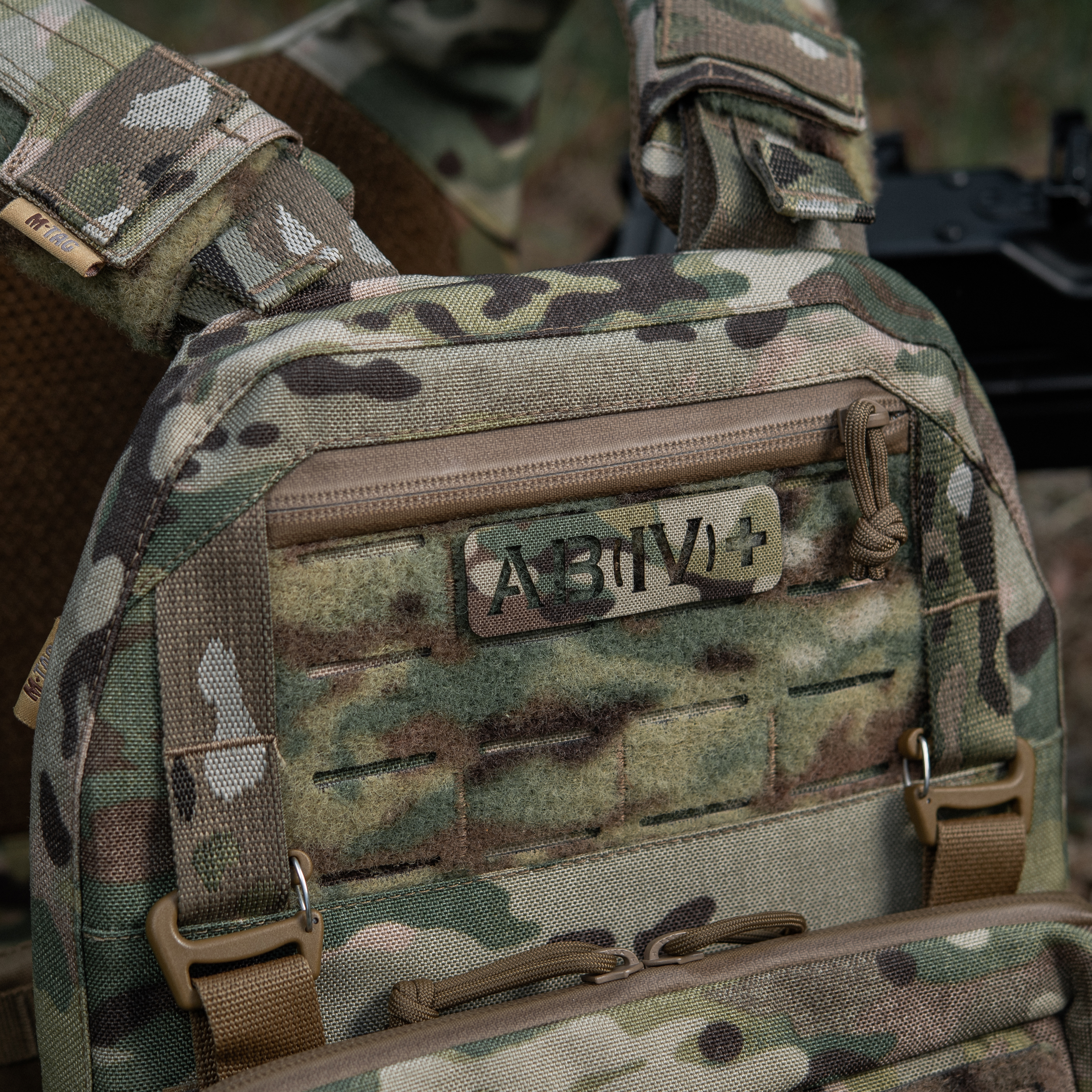 M-Tac нашивка группа крови AB (IV) + сквозная Laser Cut 25х80 Multicam — 3